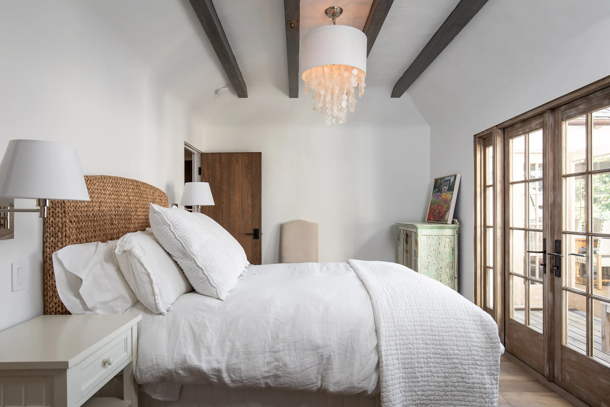 19-2417 Bay View Ave-Bedroom.jpg