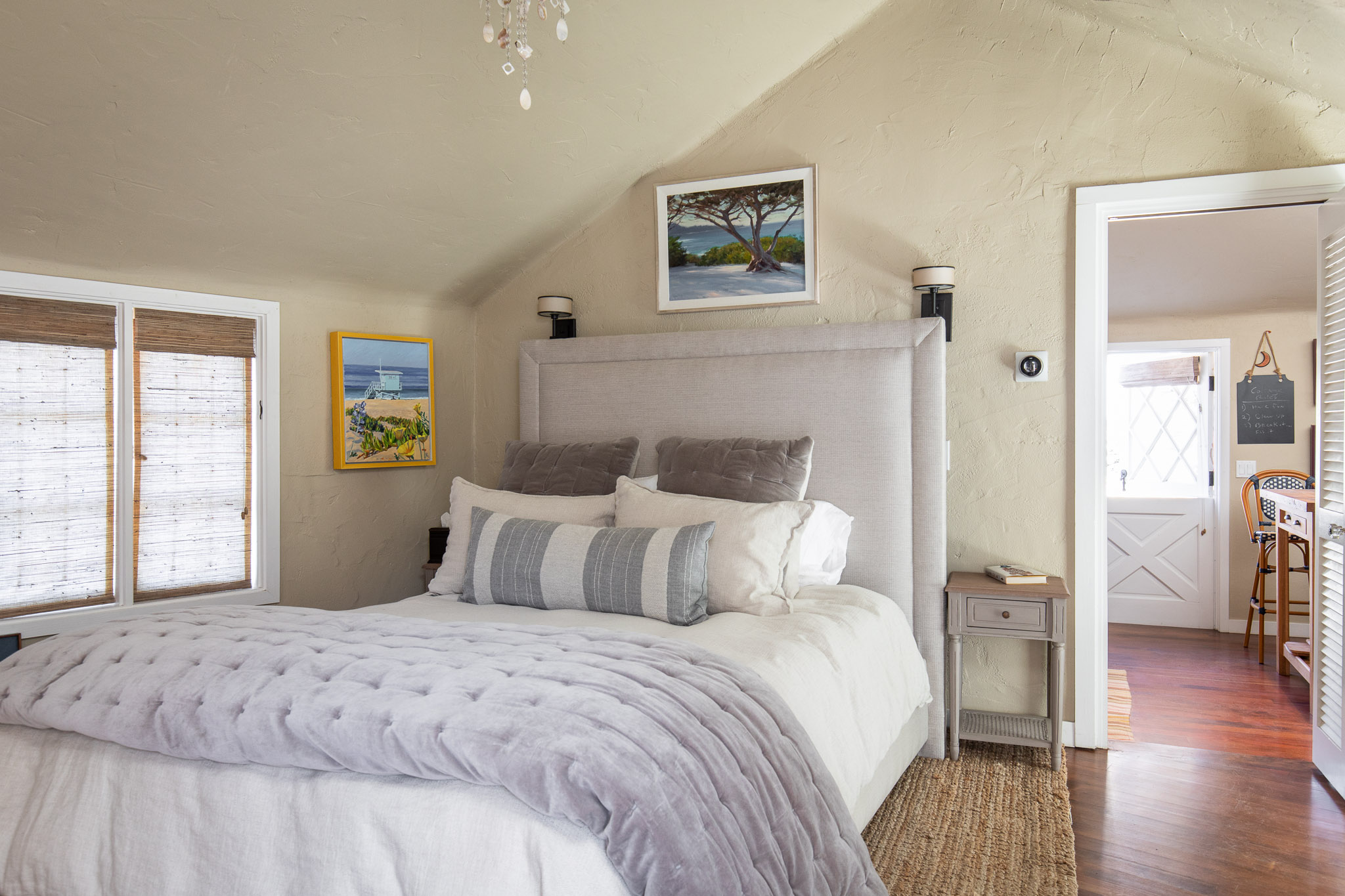 21-2417 Bay View Ave-Bedroom.jpg