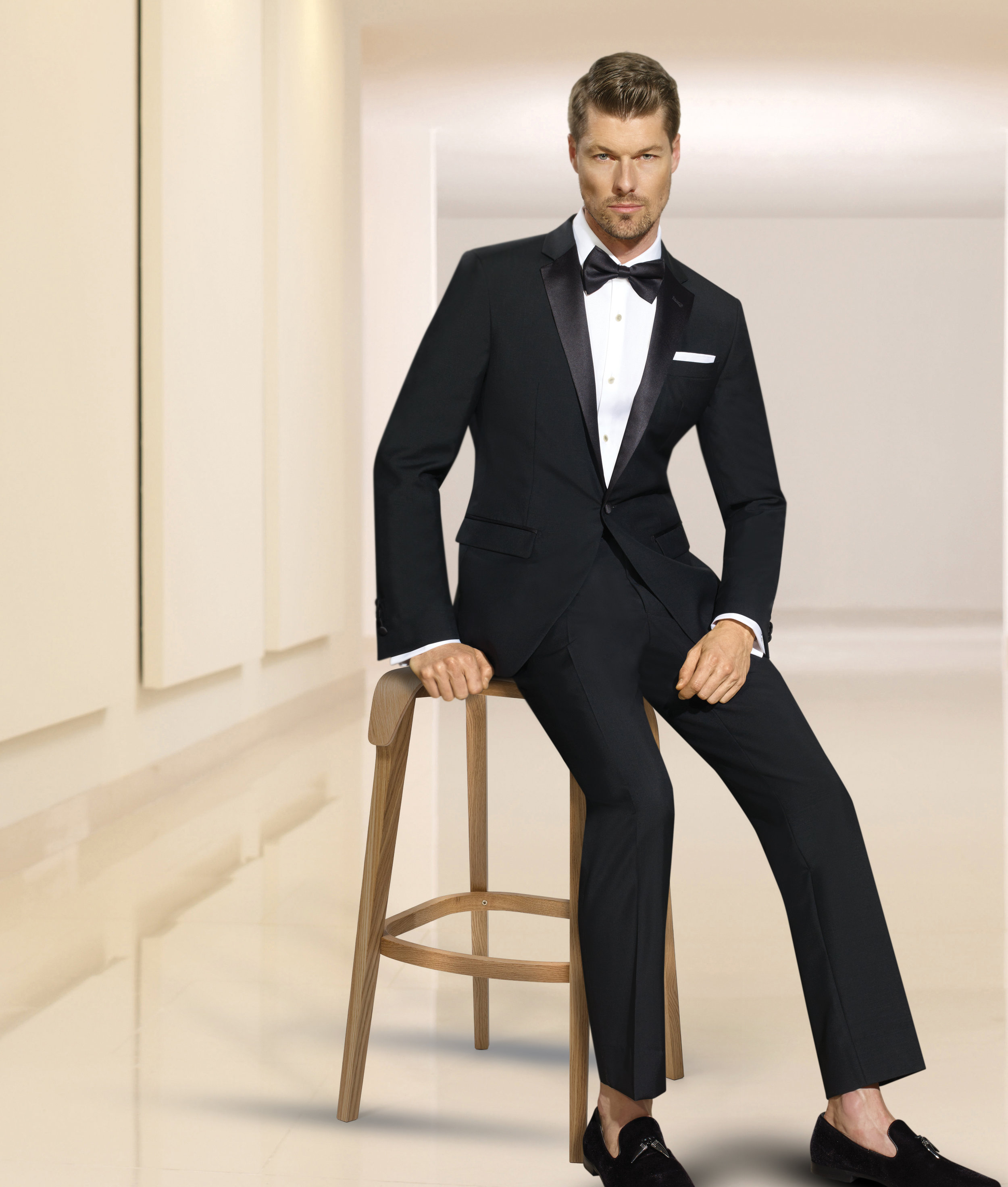 PRIVE TUXEDO 1-BUTTON NOTCH - BLACK