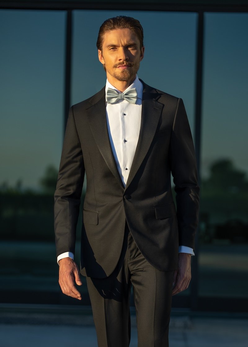 TD 1-Button Notch Lapel Black Tuxedo