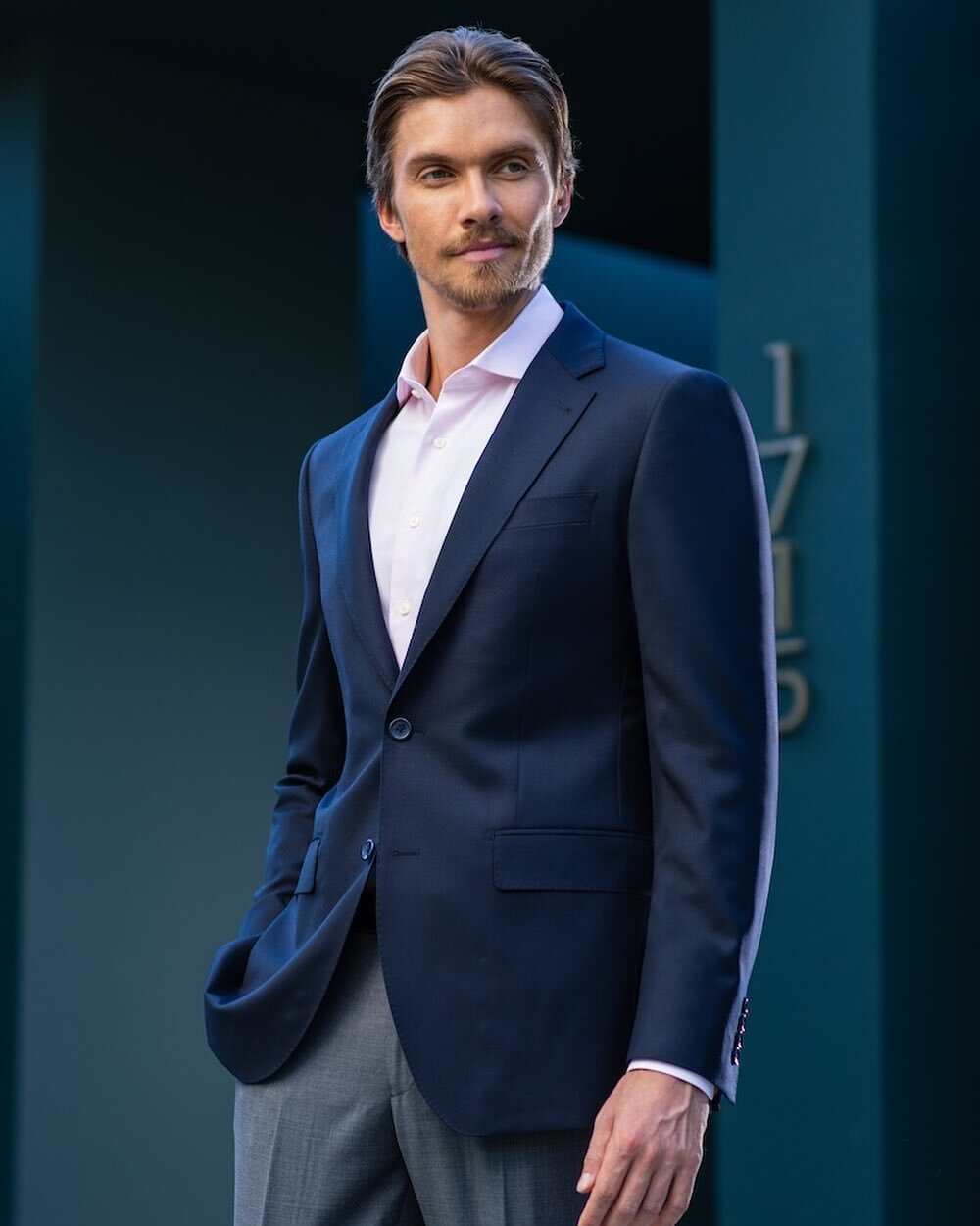 Channel sophistication and command attention with our stellar Navy Blazer. A timeless wardrobe staple that effortlessly elevates any outfit, making you the true captain of style. Discover the versatility and excellence of our stock program today!