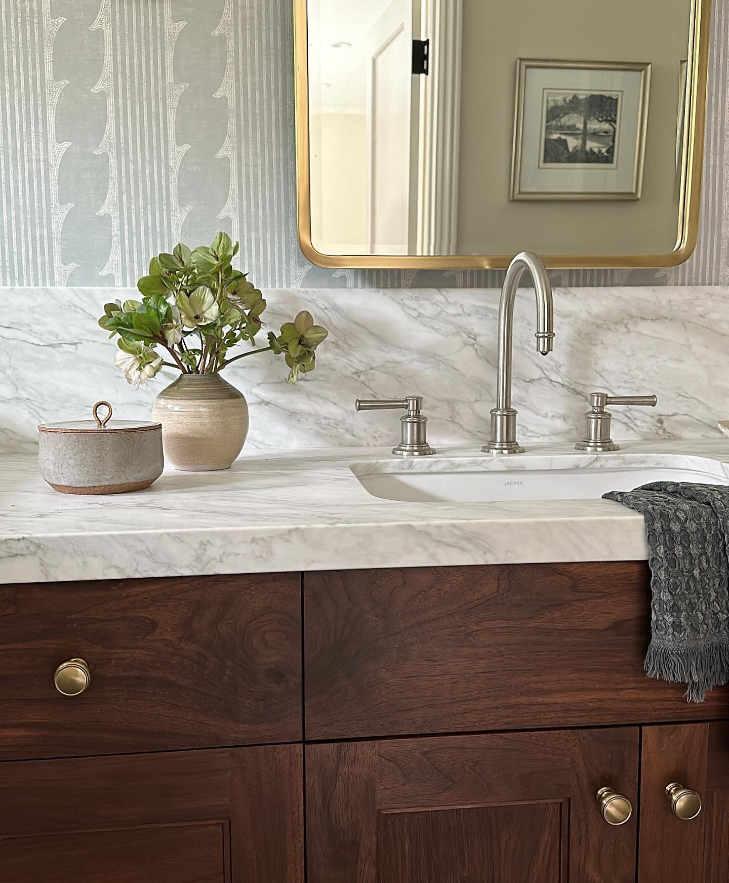 Non-professional shot but still beautiful details in our Tiburon bathroom finished last year. 

Classic and timeless materials and finishes, take a close look at that gorgeous walnut wood! @pb.designbuild and I first worked on this home over 10 years