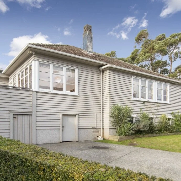 8 barrister avenue, three kings