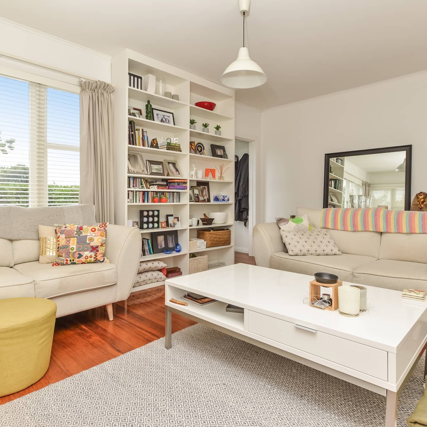 74 Larchwood Ave, Westmere.

AUCTION 9th December 2020 4pm Ponsonby Central (The Sapphire Room ) unless sold prior.

DESIRABLE WESTMERE TOWNHOUSE
Built to last with solid 1940s construction, this two-bedroom split level townhouse is secure and sunny, the perfect comfortable entry into this enviable area or as a solid stress-free investment opportunity.