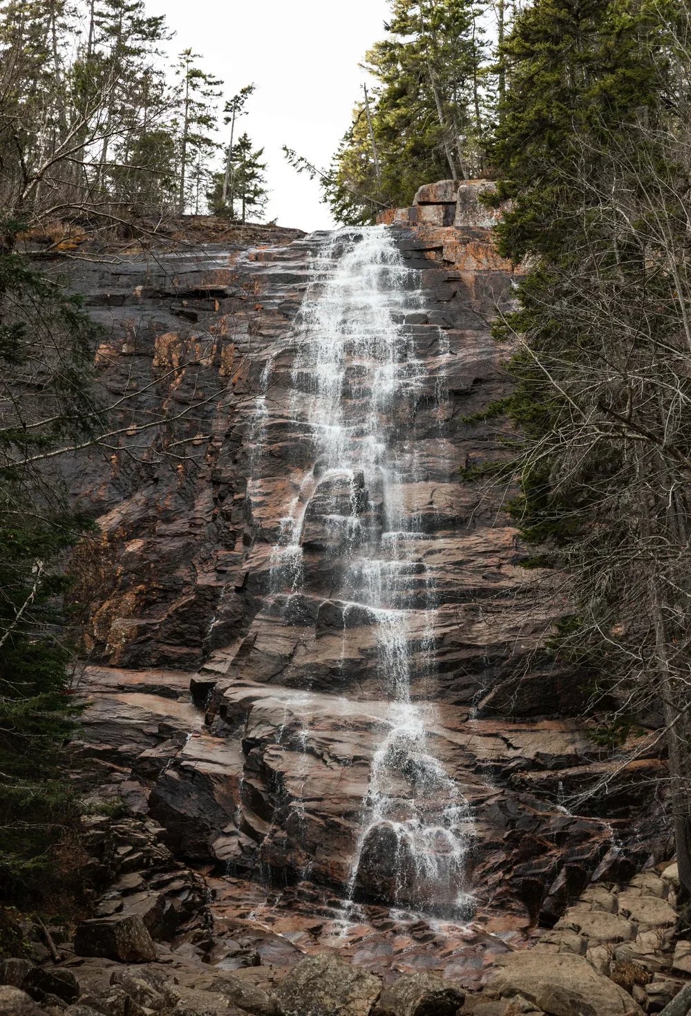 arethusa falls in the white mountains