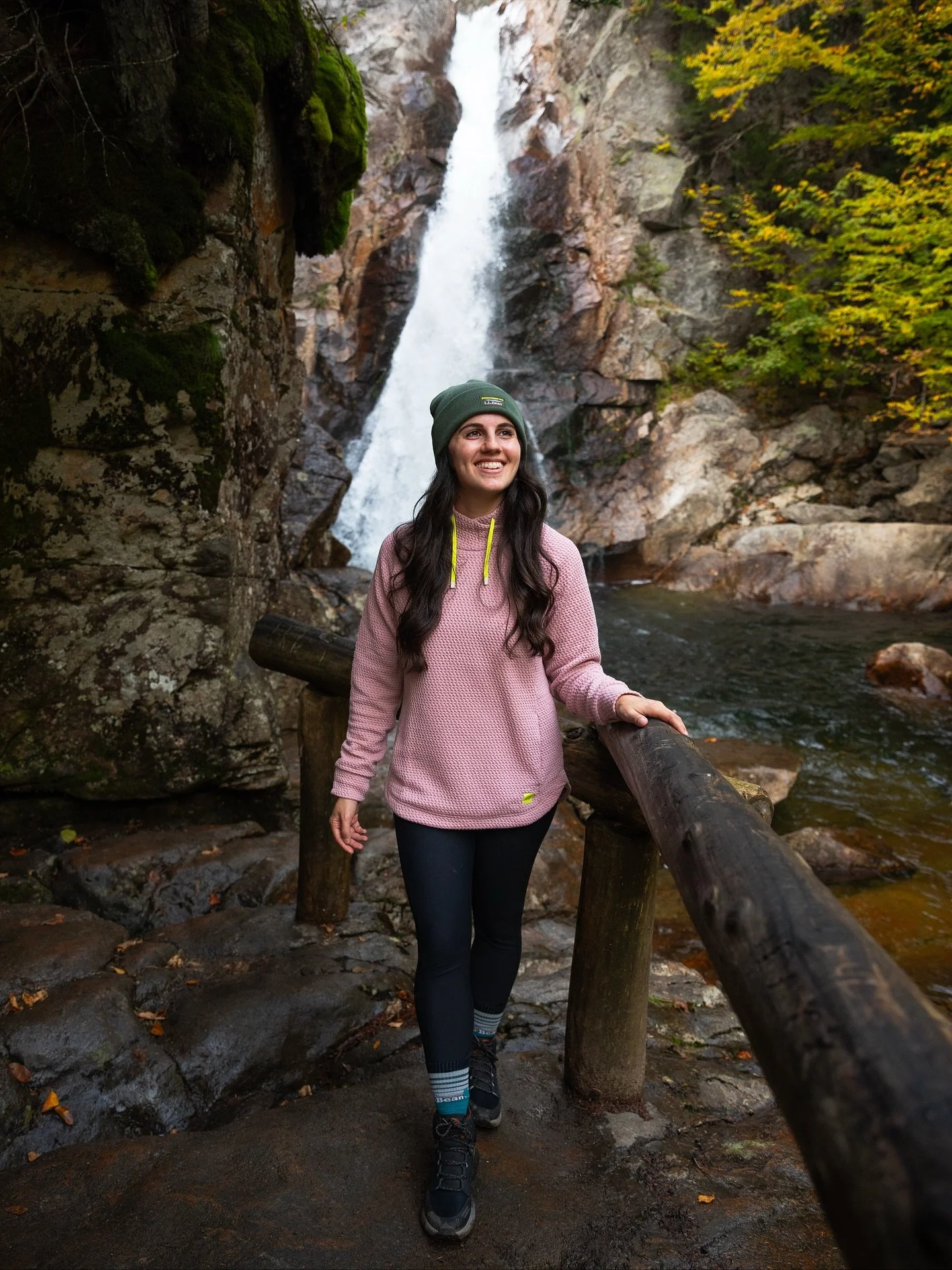 Who else loves waterfalls in the fall?! 😍

There is nothing better than visiting a waterfall surrounded by vibrant foliage! Doesn&rsquo;t matter how big the waterfalls are, they are always so beautiful. 

#newenglandfall #newhampshirefall #mainefall