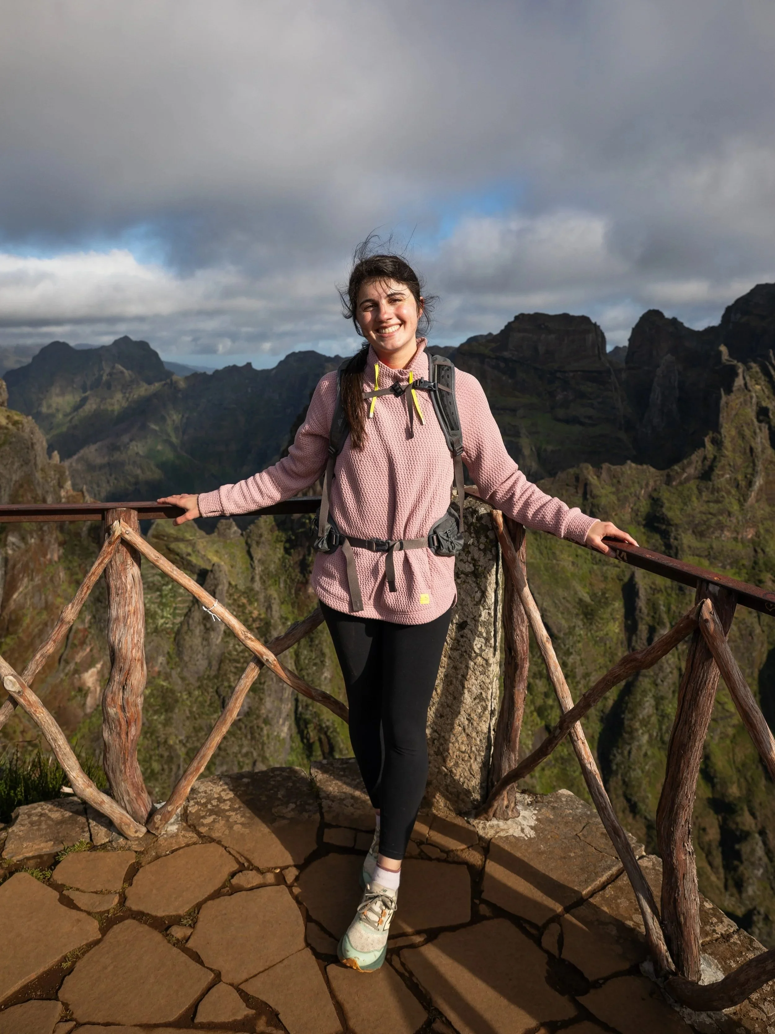 How to Hike Pico do Arieiro to Pico Ruivo (PR1 Hike in Madeira)