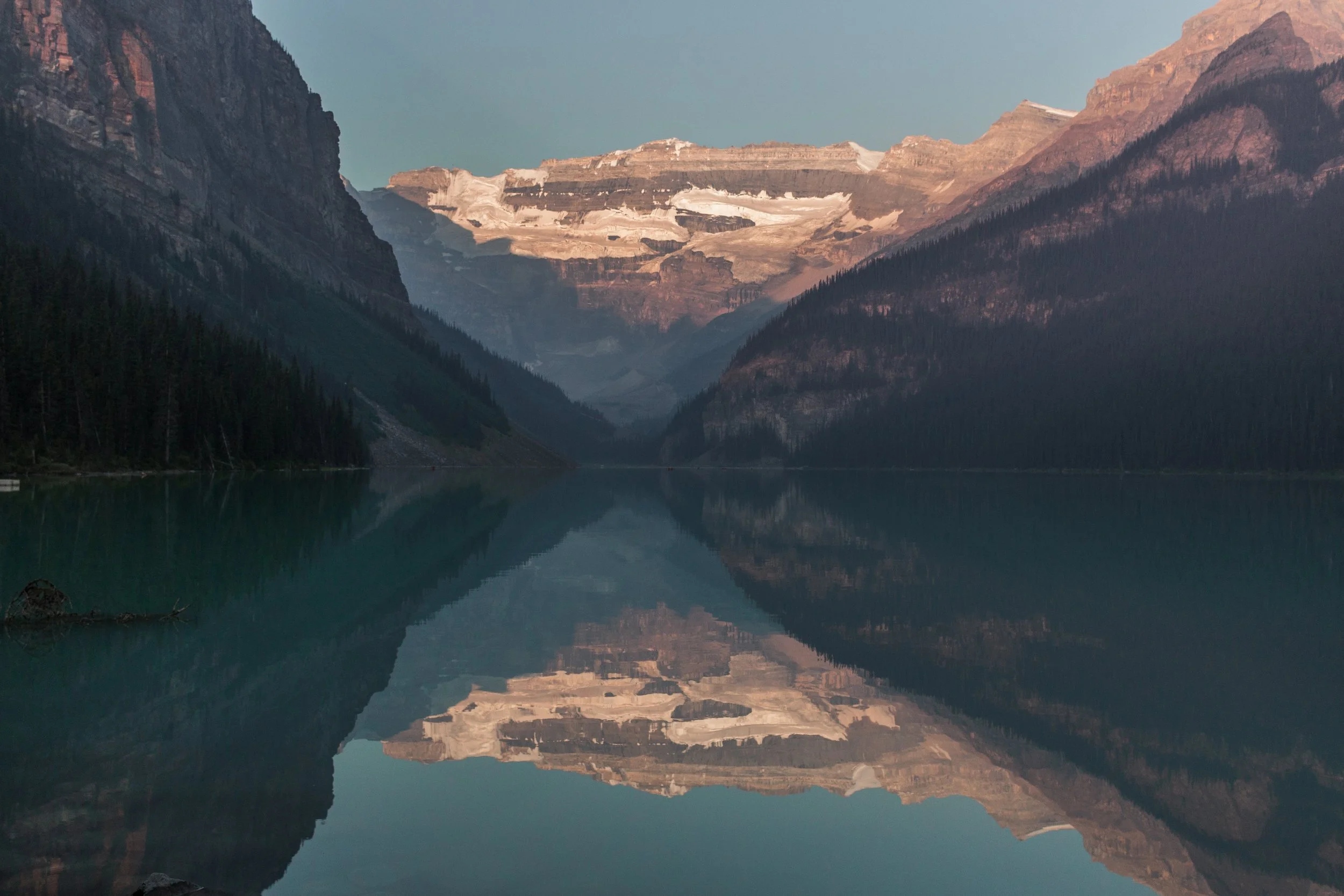 lake louise lakefront trail in banff