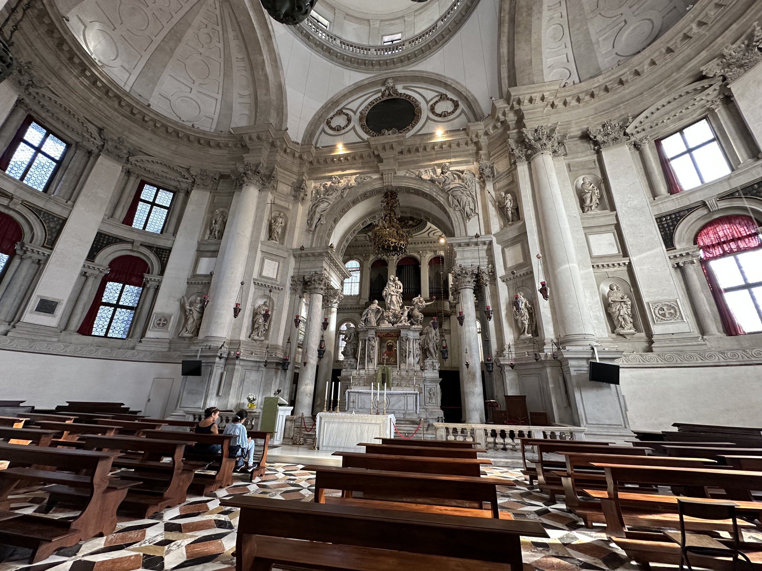 inside of Basilica Santa Maria della Salute in Venice