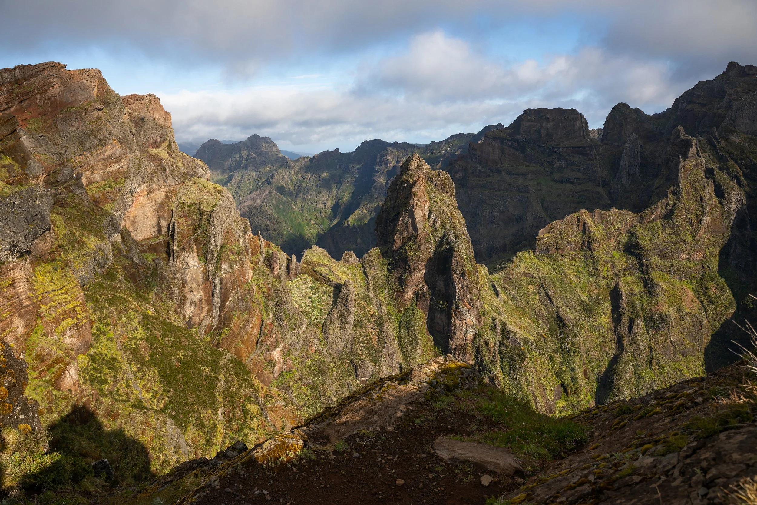 views from Ninjo Da Manta on the PR1 hike