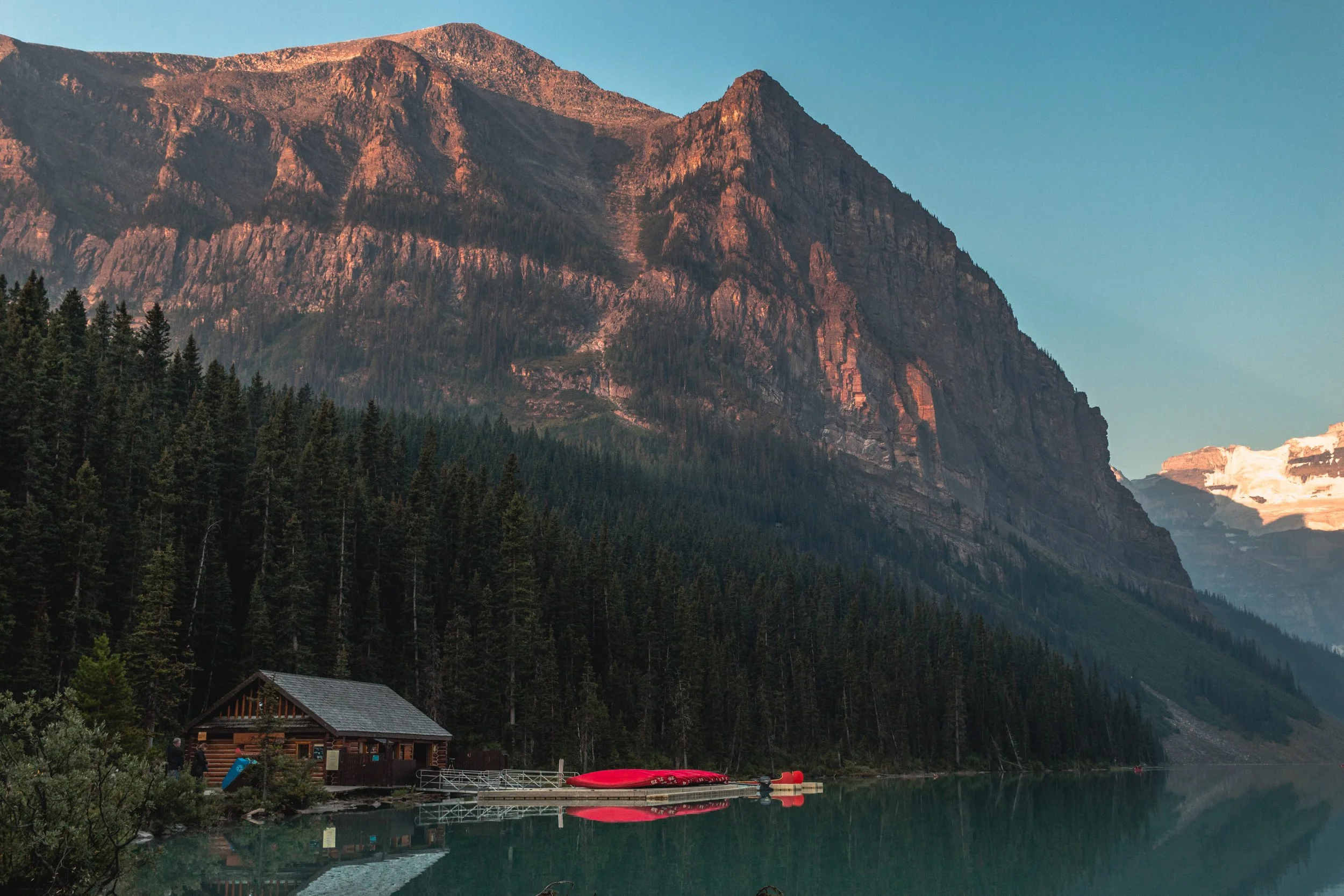 lake louise boat house