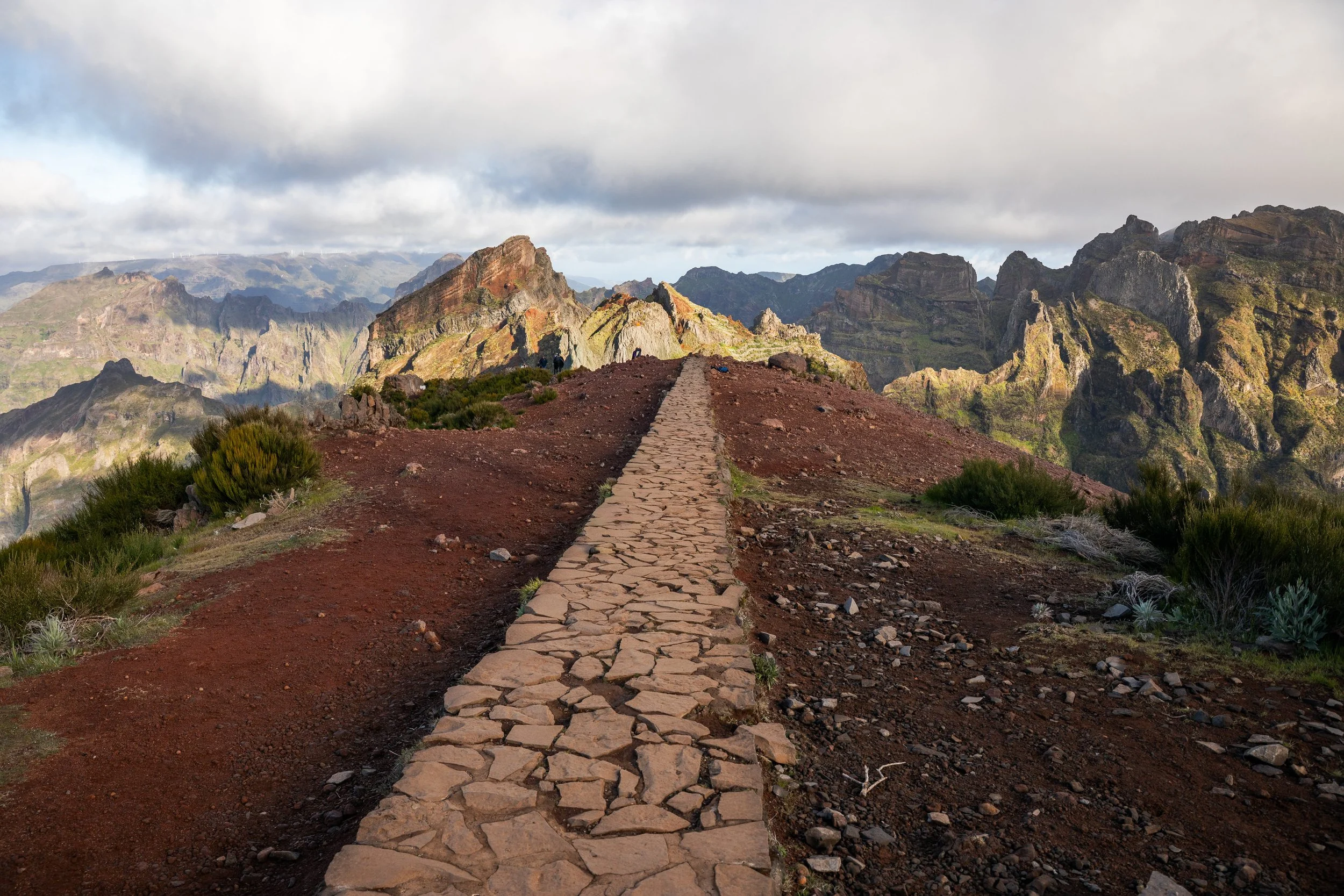 pico do arieiro trail in madeira