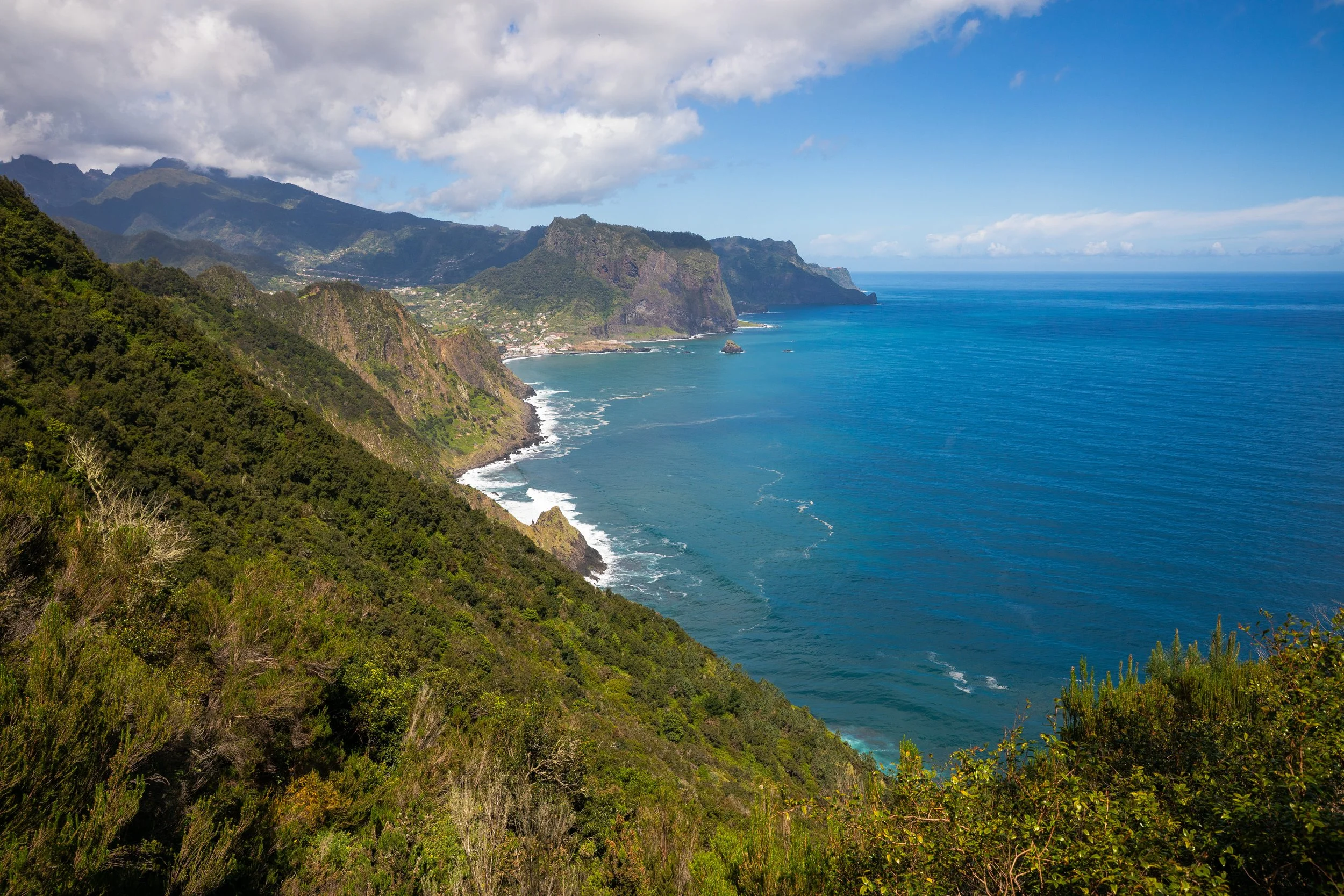 views along Vereda do Larano