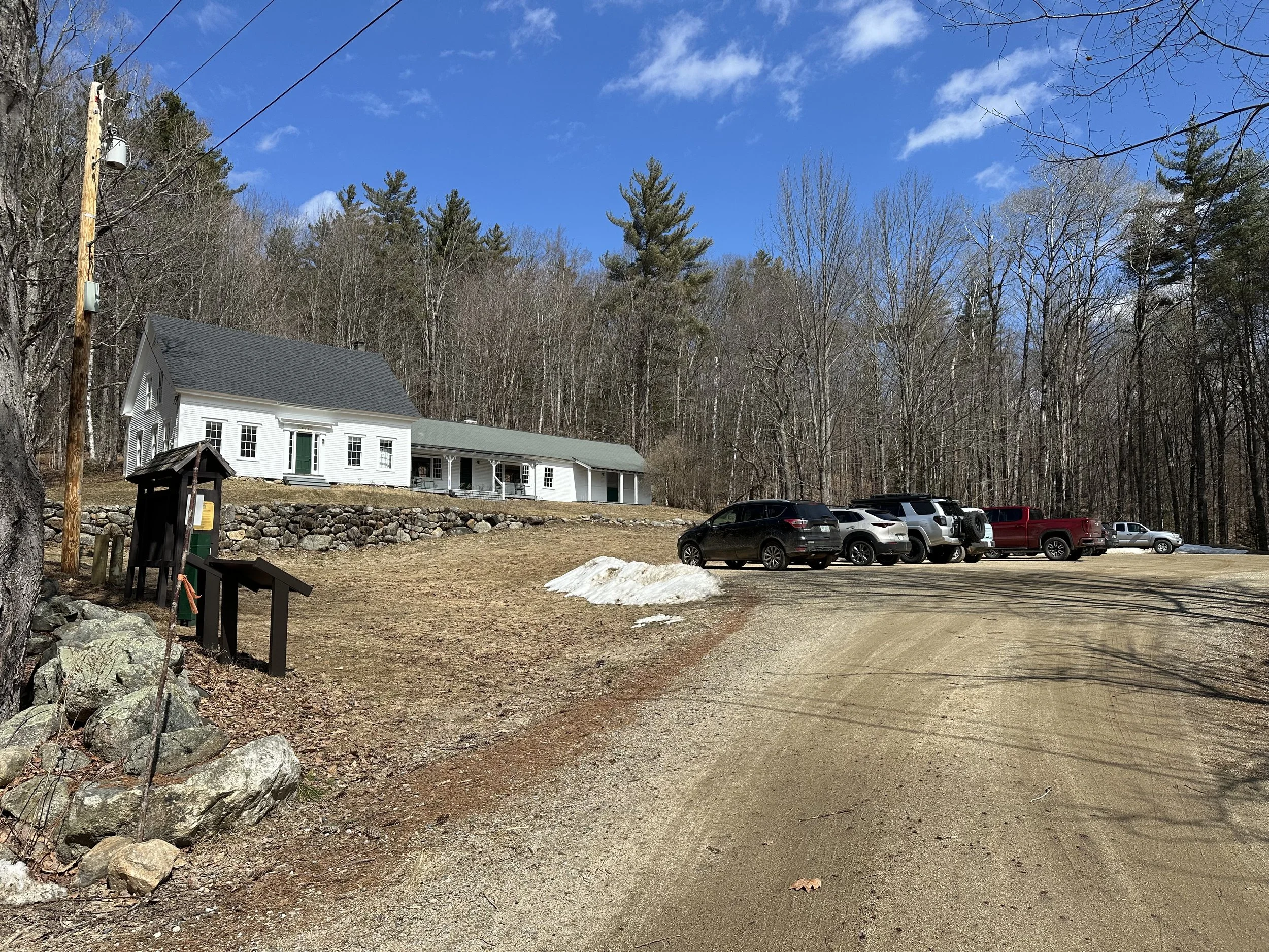 Mount Israel trailhead parking lot