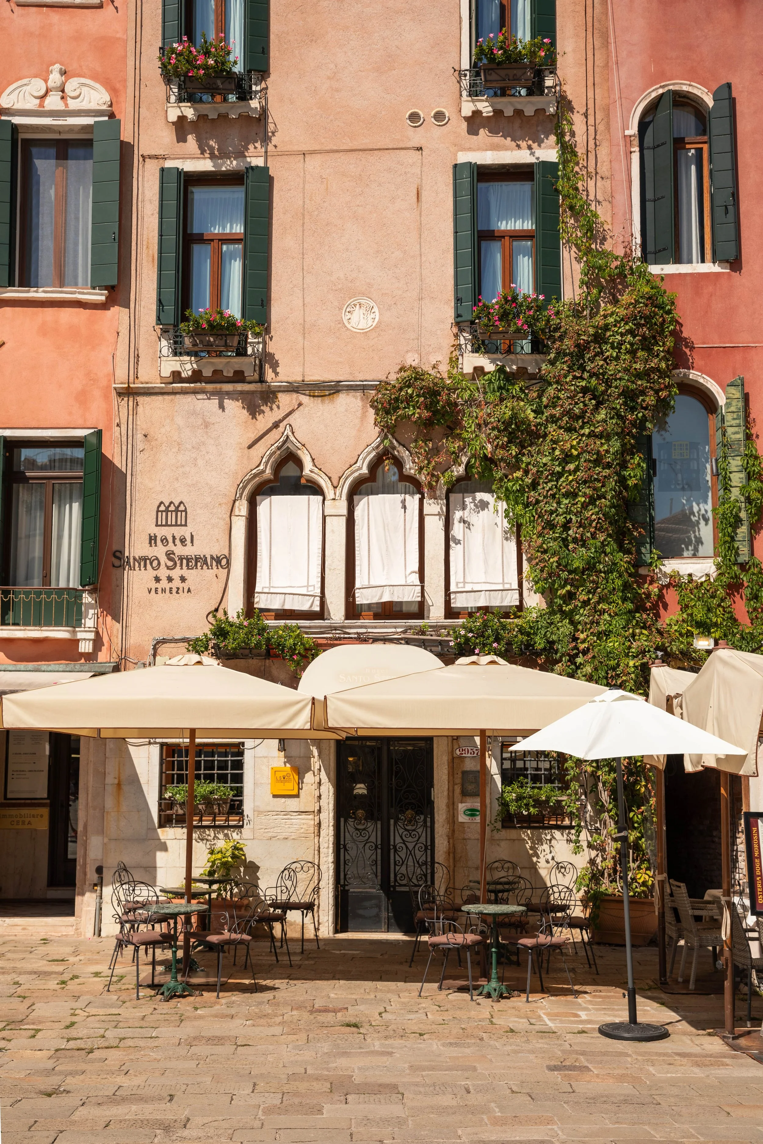 venice cafe in northern italy
