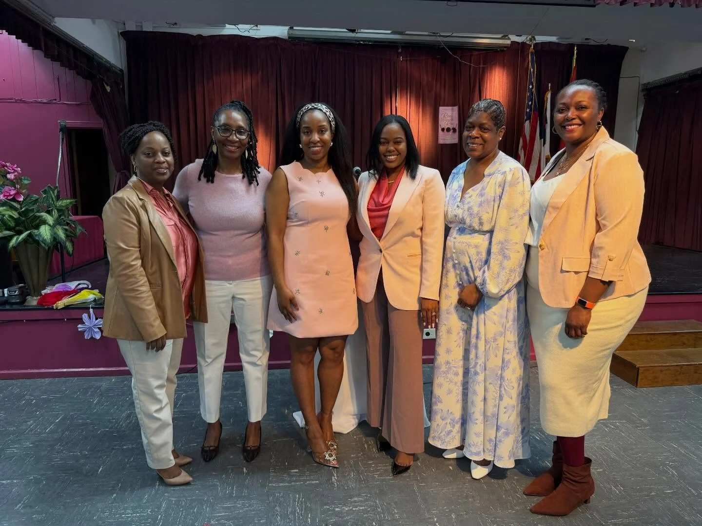 Pastor Gabby &amp; Deacon Crystal standing with the Women&rsquo;s Season Chairpersons, Clergy &amp; Officers at @bereanbaptistchurchbrooklyn. Thank you for the WARM welcome, Berean! 

@drgabbycwilkes is the Women&rsquo;s Prayer Breakfast Speaker Toda