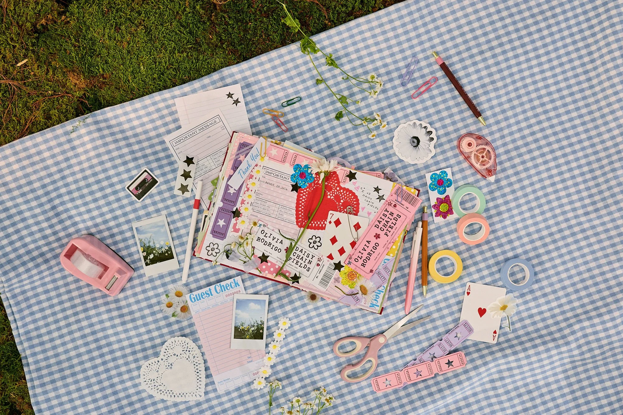 260707_Etsy_OR_Product_34_JunkJournal-Laydown-Supplies_1081.jpg