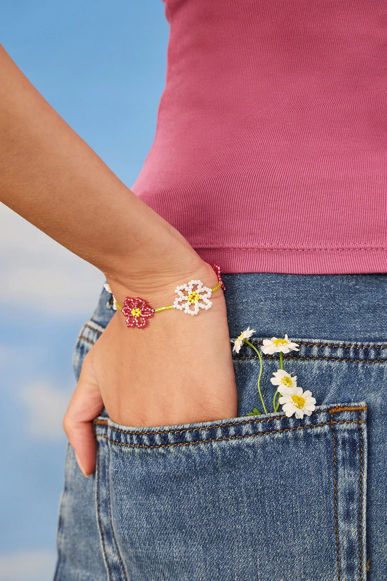 260707_Etsy_OR_Product_06_DaisyJewelry-Bracelet-on-Arm_0352.jpg