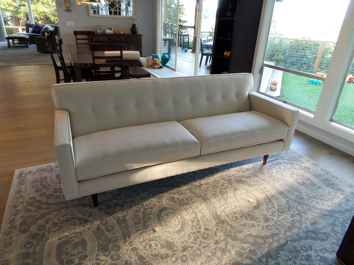andre sofa 1500-3.jpg