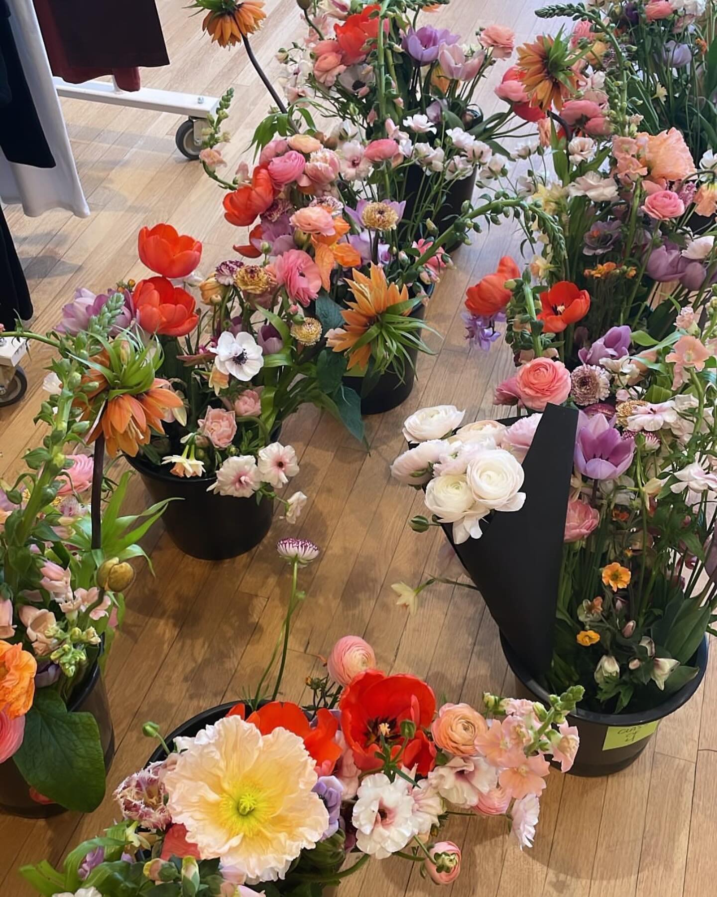 We added 2 more workshops for NEXT weekend 🌷Sunday April 28th, 11am or 2pm in the Colibri flagship garden in NE.  Join us and a boatload of flowers. I&rsquo;ll show you everything I know. Get your tickets and all of the details on our website and I 