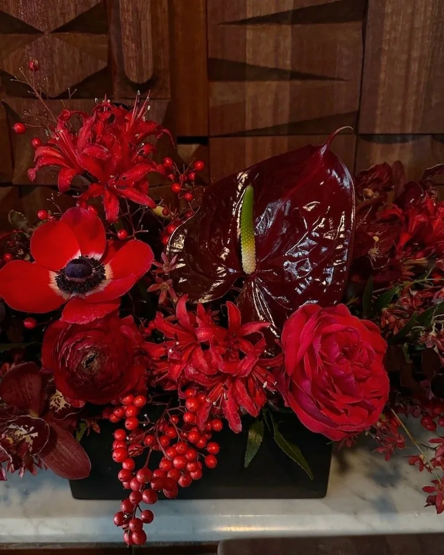 Holiday Centerpiece #2 - Multiple Sizes