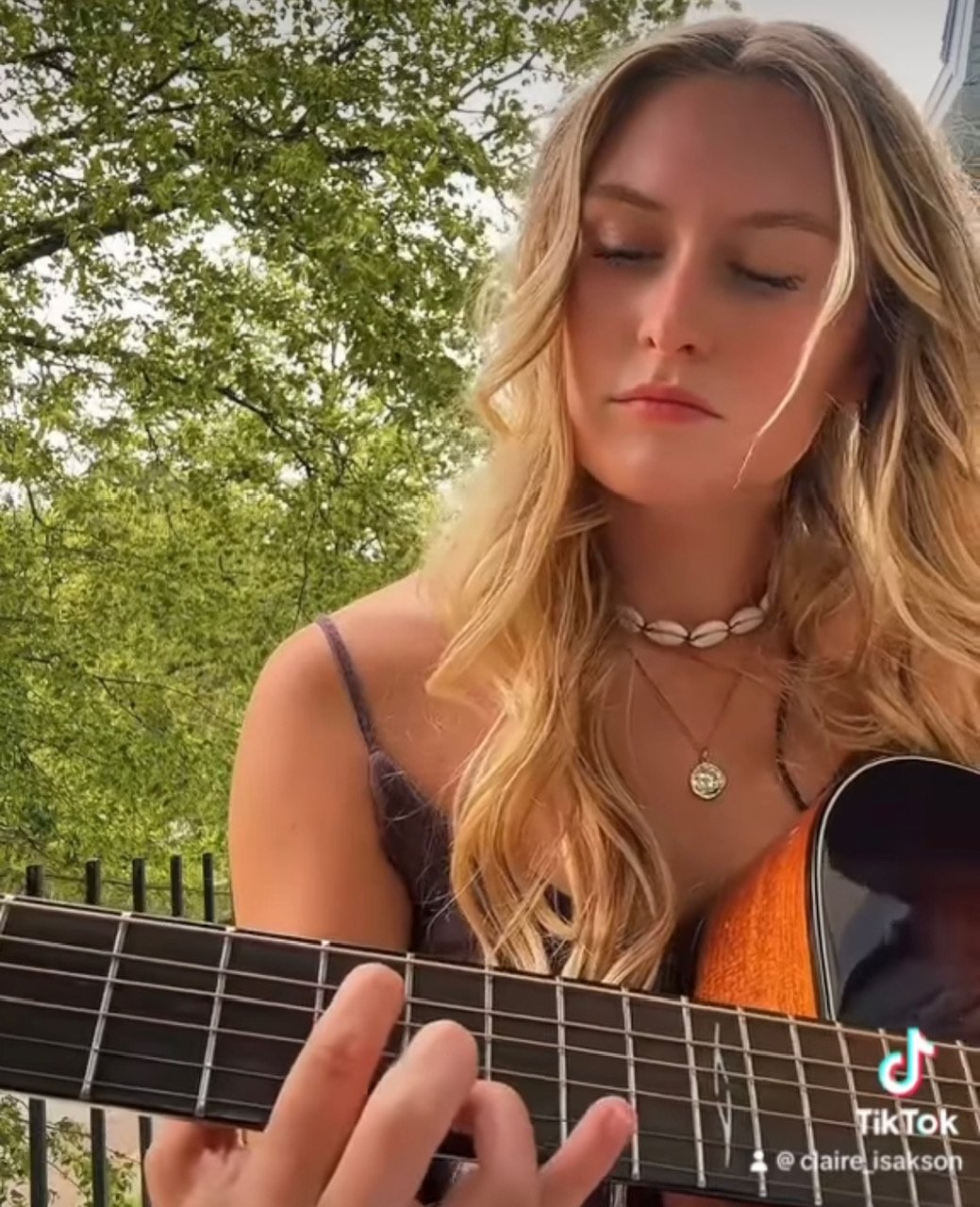 Musician Claire Isakson