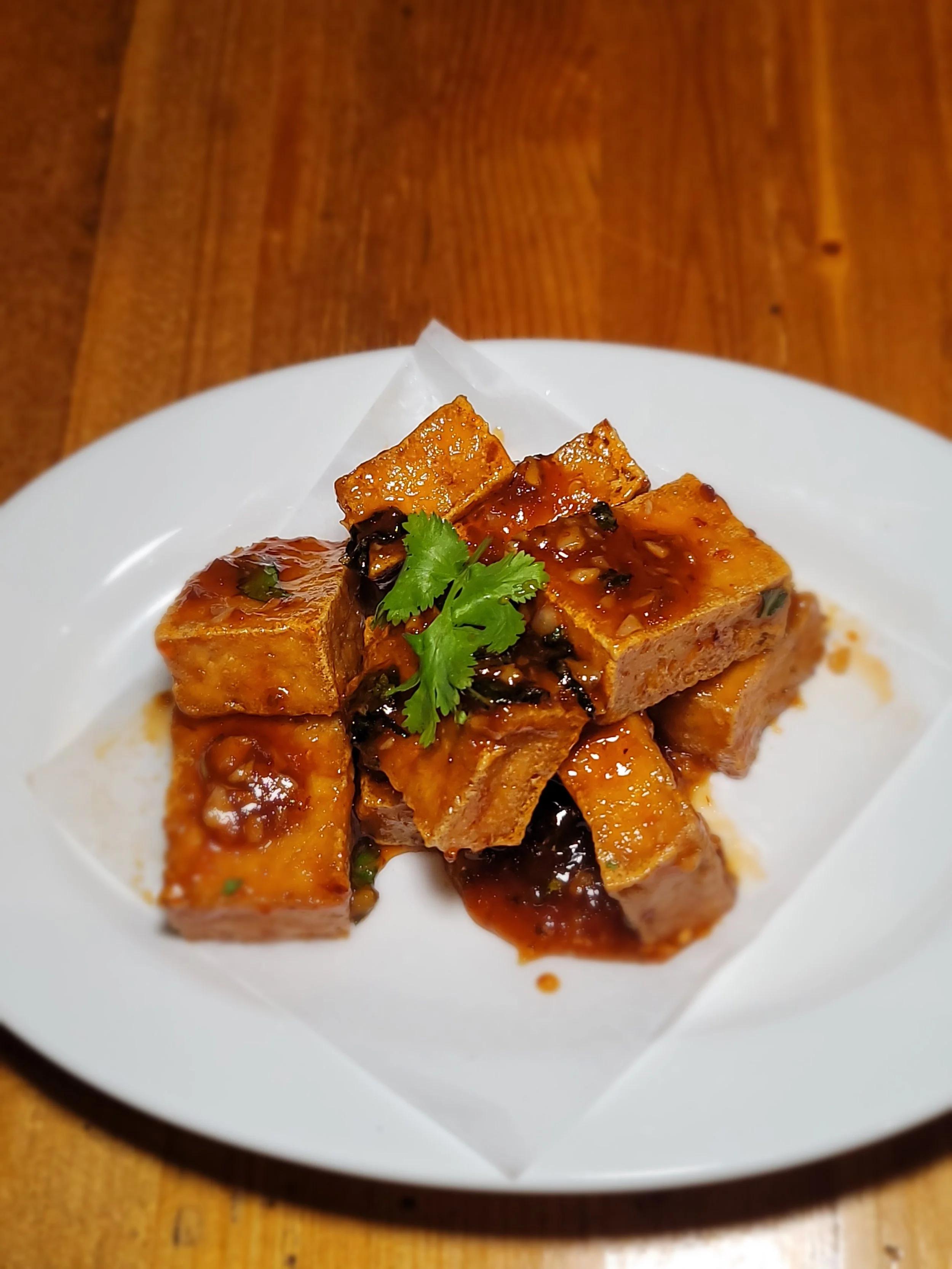 A6/. (9 pcs) Crispy Tofu with Thai Sweet Chili Sauce (G.F.)