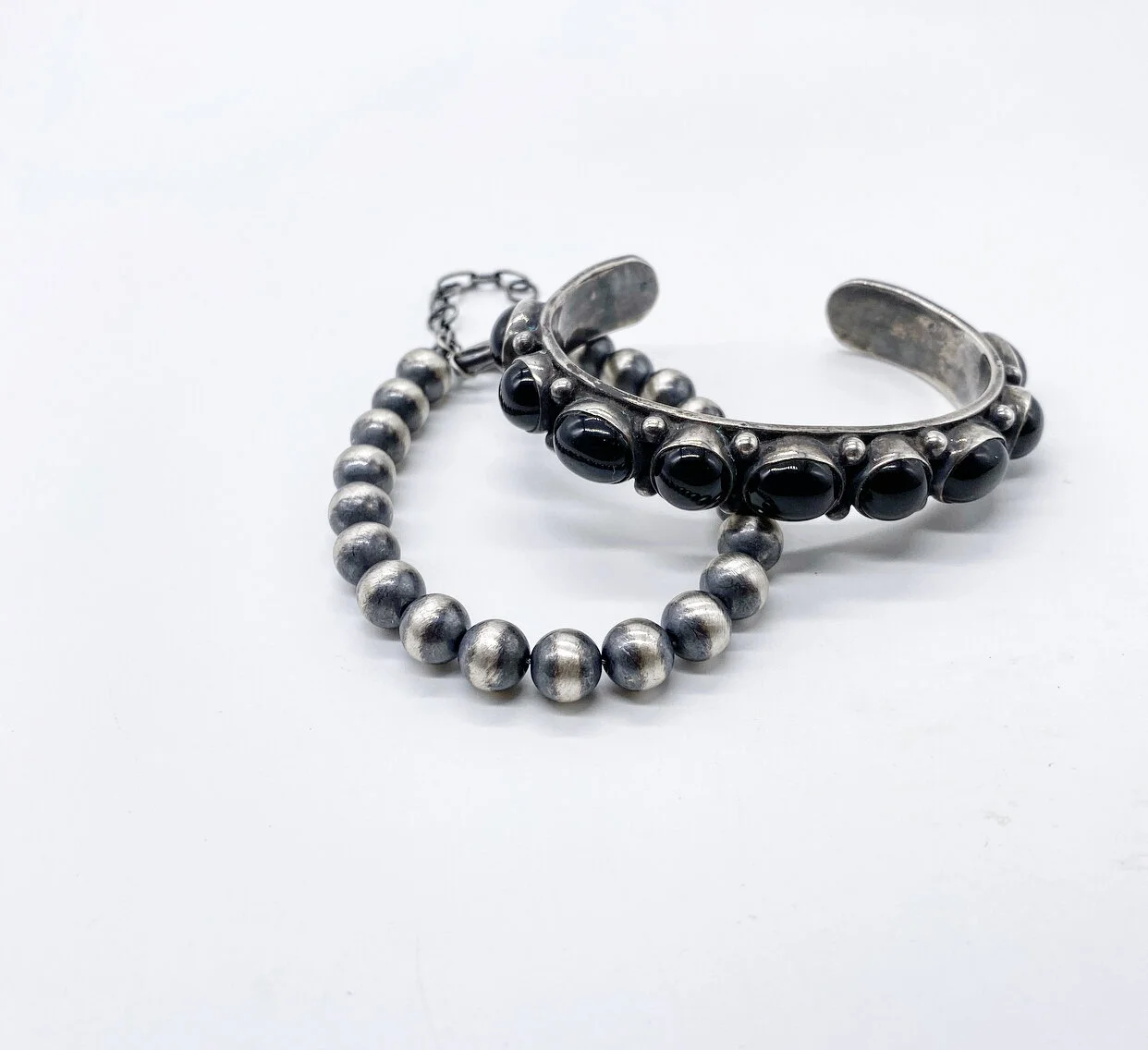 A6CE584F-550C-4D3D-8D82-49F872B18D40