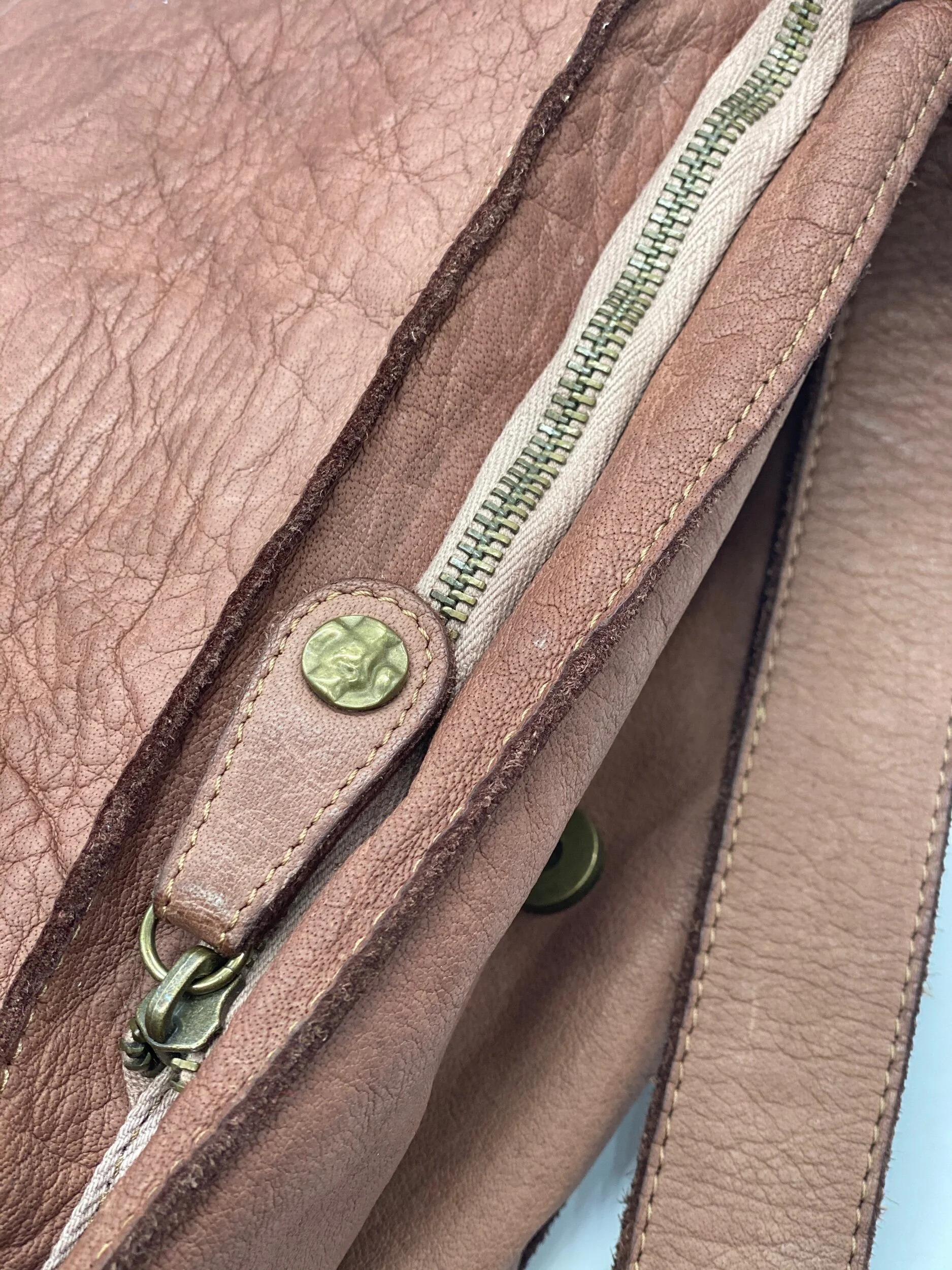 918AEAA5-87ED-47DF-A51C-3B46A905C32D