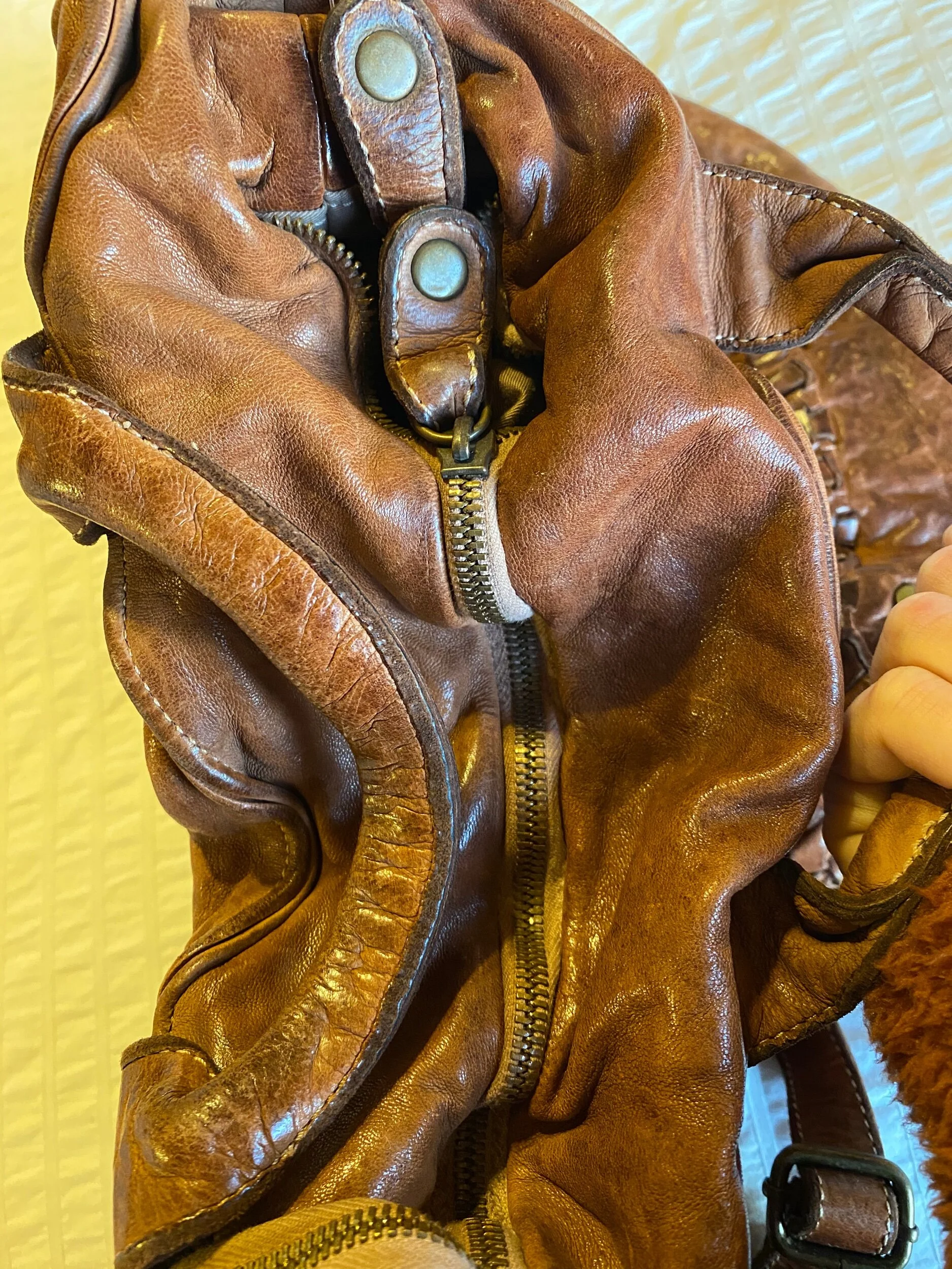 46CF8970-9F9D-4098-8225-42AB779E0D3E