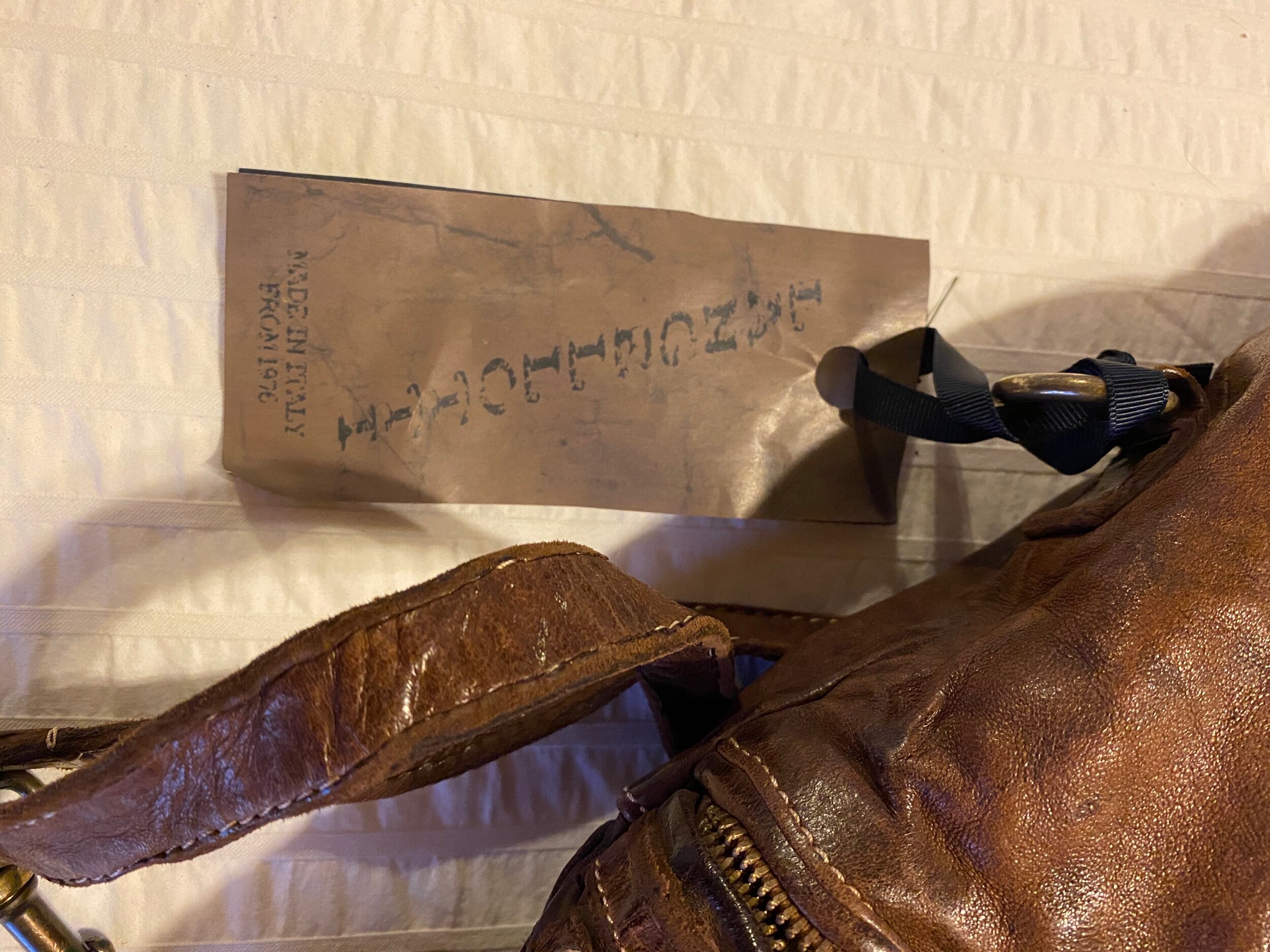 D23F4060-B8F5-4114-9E2A-17FA3254C3A7