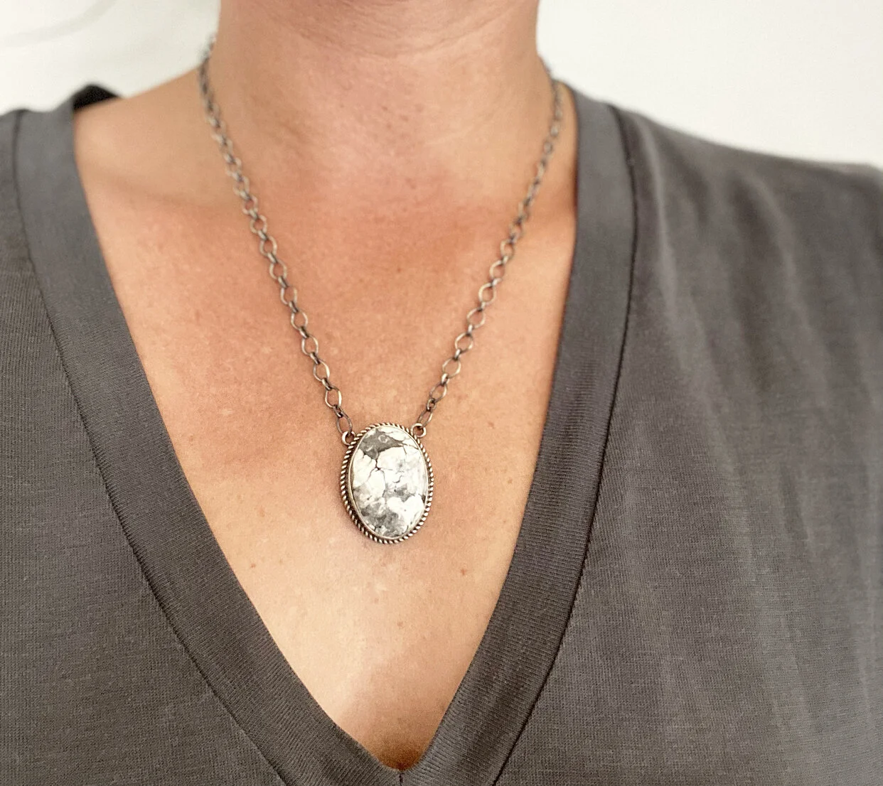 D640F6E8-A897-49EF-B93A-9A2DC1DE819A