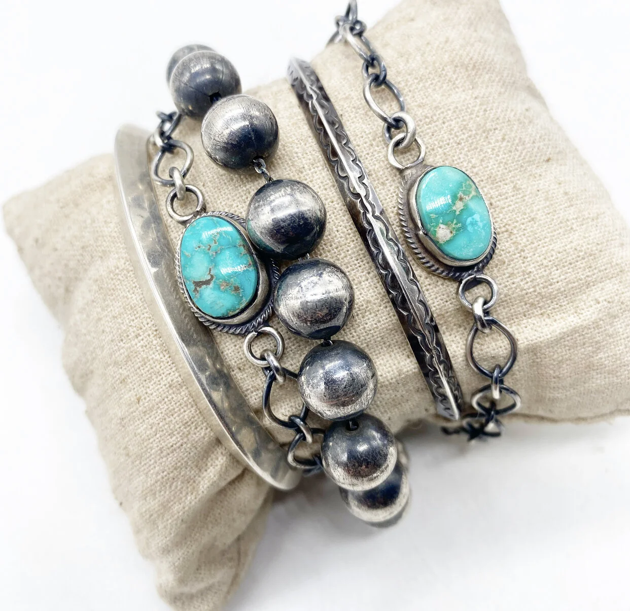 E2A3BFED-885D-4916-9EE2-6E4DC3B5153B