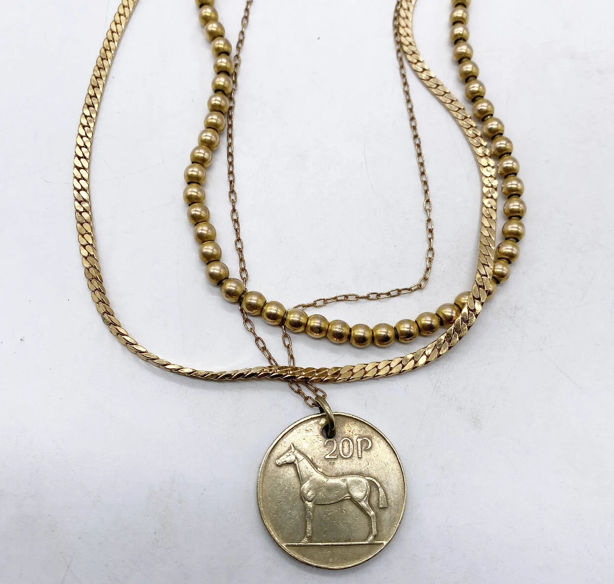 AEECE6AD-1016-40DE-81A7-01E4279522A8