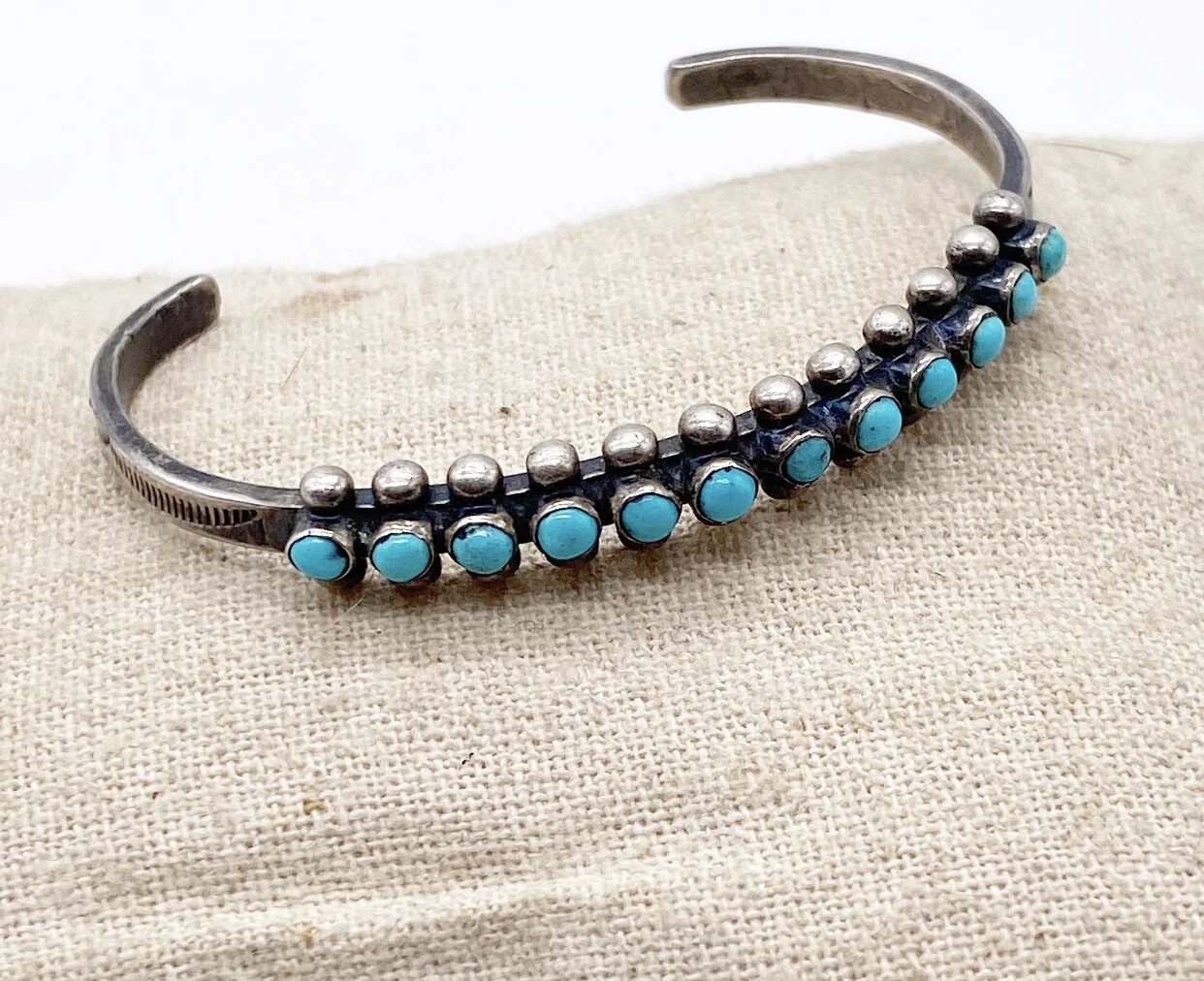 B2544C42-C527-446D-B47E-BB1B45BE452F