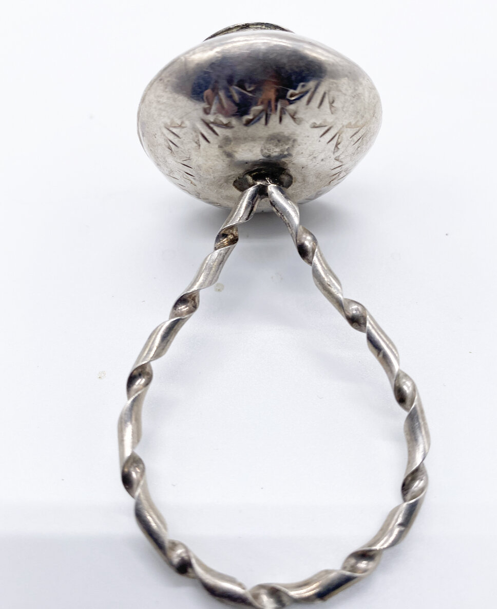 26C5F40A-D19B-44A5-BAA0-582F63766F2B