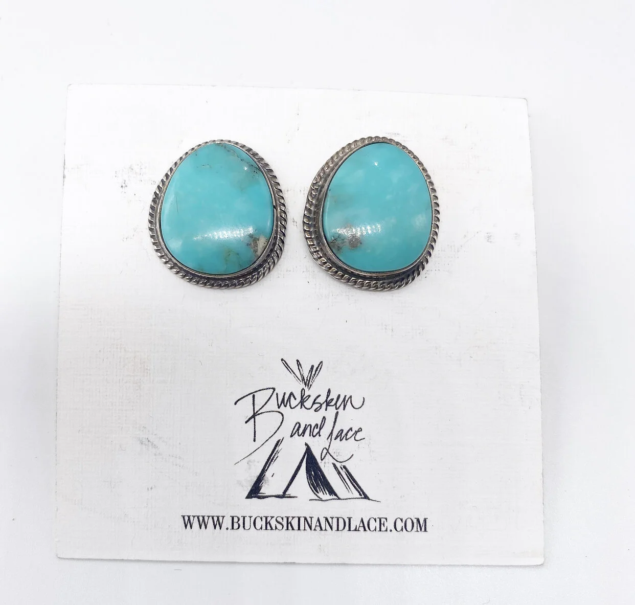 8E4B76FE-D4E1-4355-9318-FA1A8376C9C3