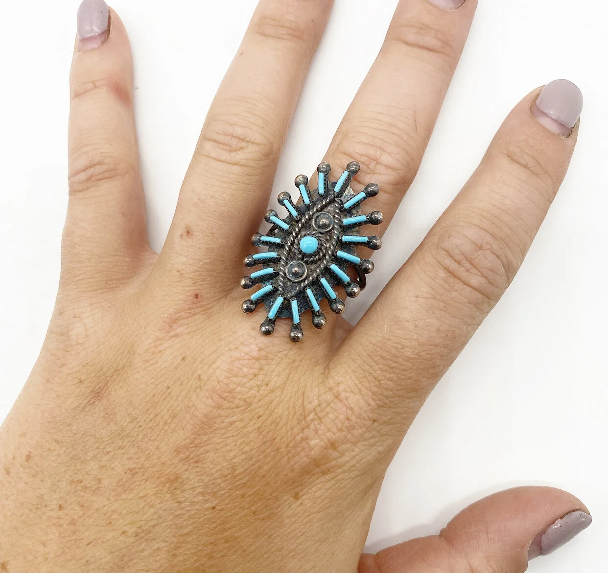 DDB27236-83C5-4AAA-9D02-C7EE5DC28CD8