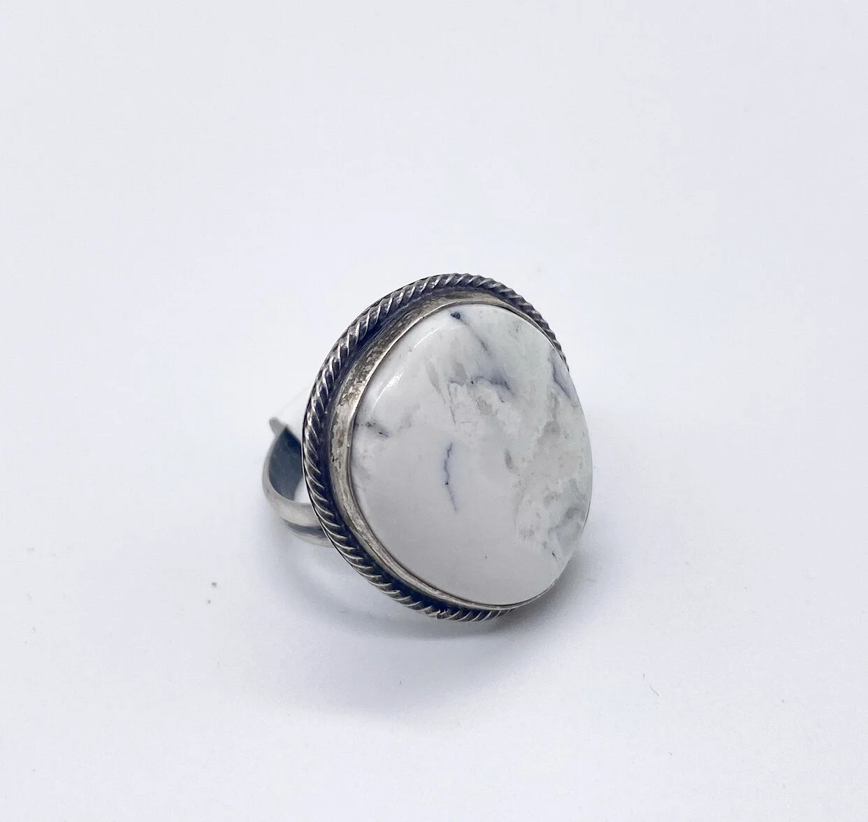 7DC4BC25-80EB-43DC-A22D-2140DF47577B