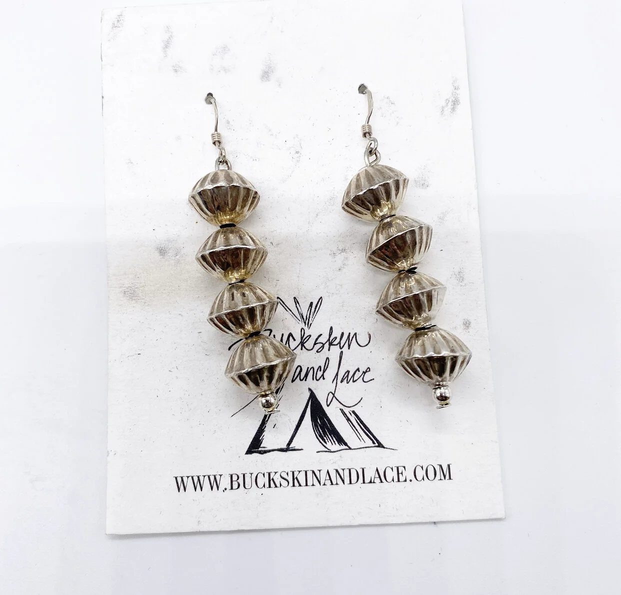 4320C2D9-F209-4023-B781-FA670CF06957