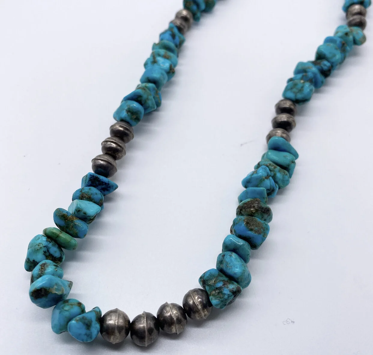 0CB3BB72-4590-459B-997D-6763E1654D89