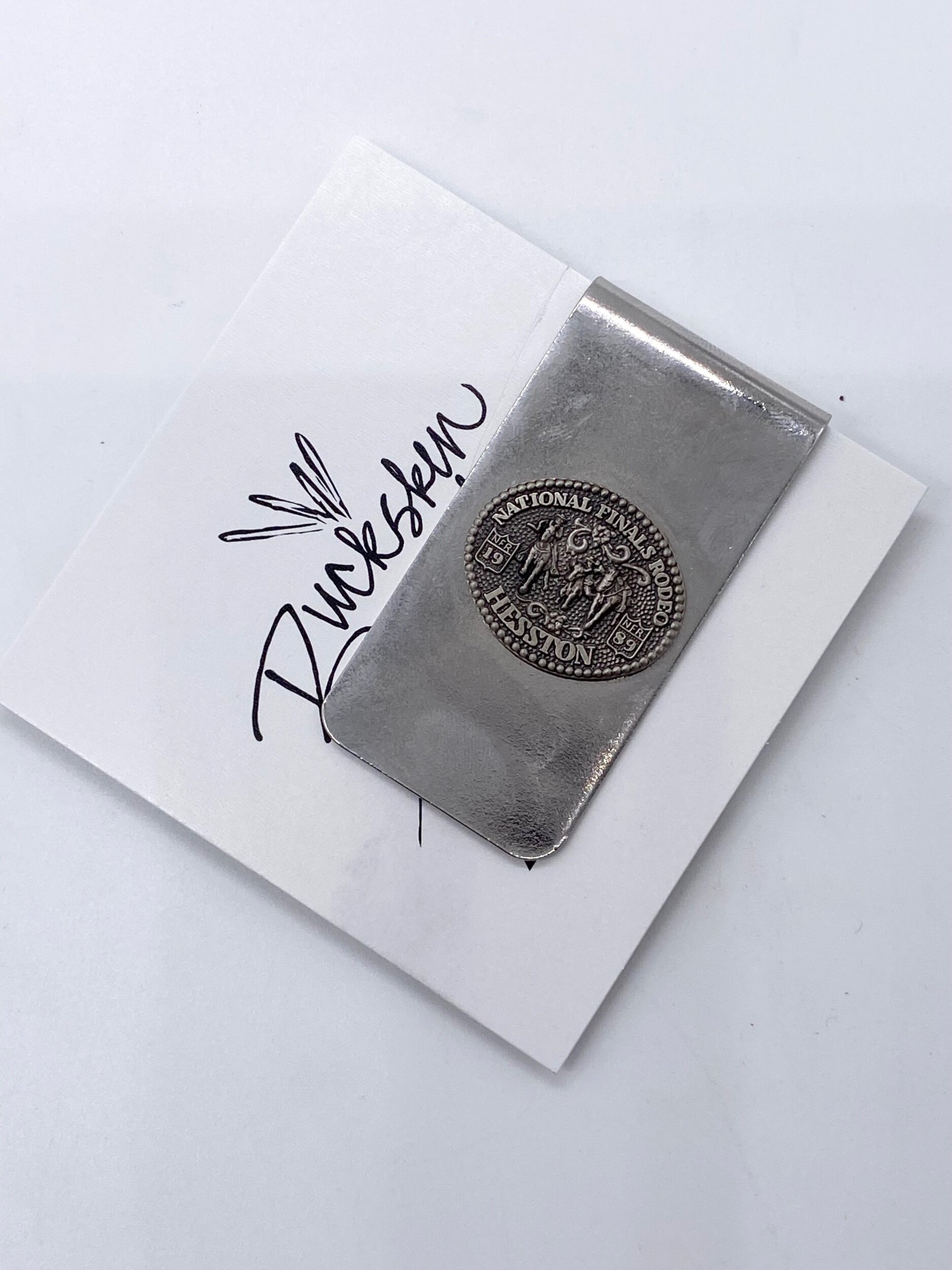 D5E6893B-ECC9-452A-8FEA-63E80F0D2C35