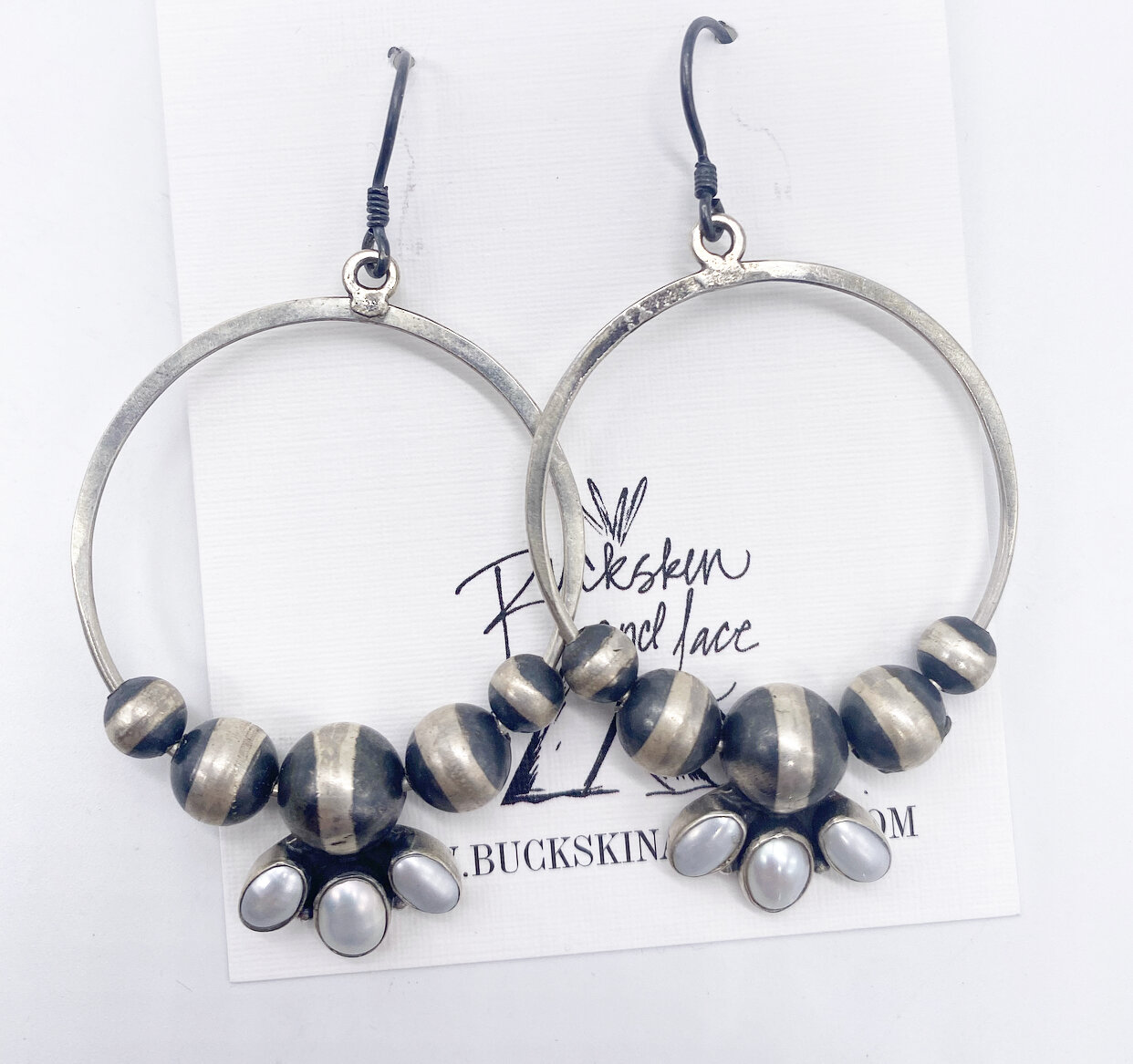 6AFE6410-C77B-49B6-8F01-1CAA834B376B