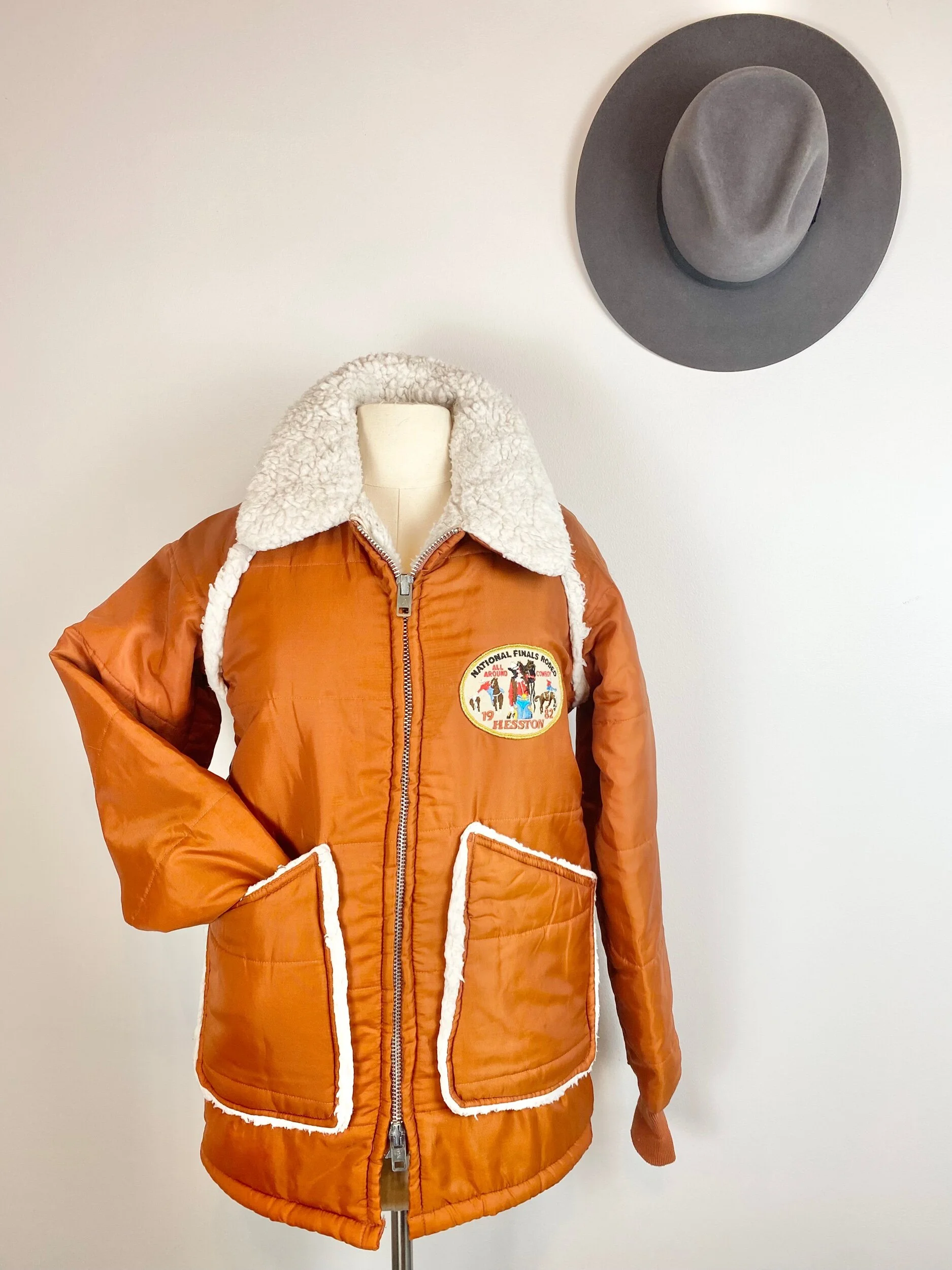 F6FA2E66-B1E4-42A7-88C9-6C5902F3E6D4