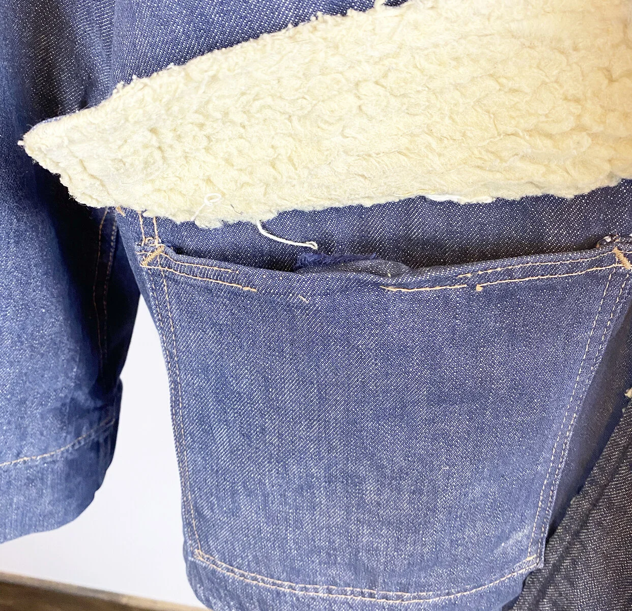 126EEF86-71CE-4860-944E-7157A40D3659