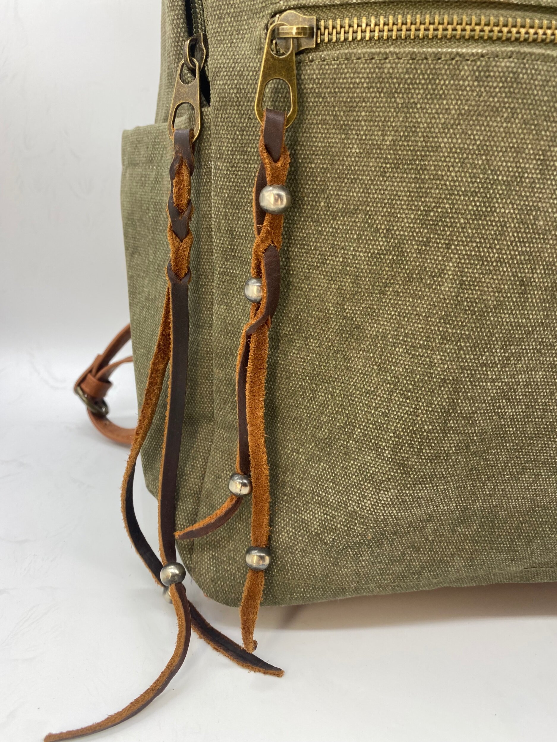 89FC2FE8-FAC3-46A6-BF5A-4AB55DB45B17