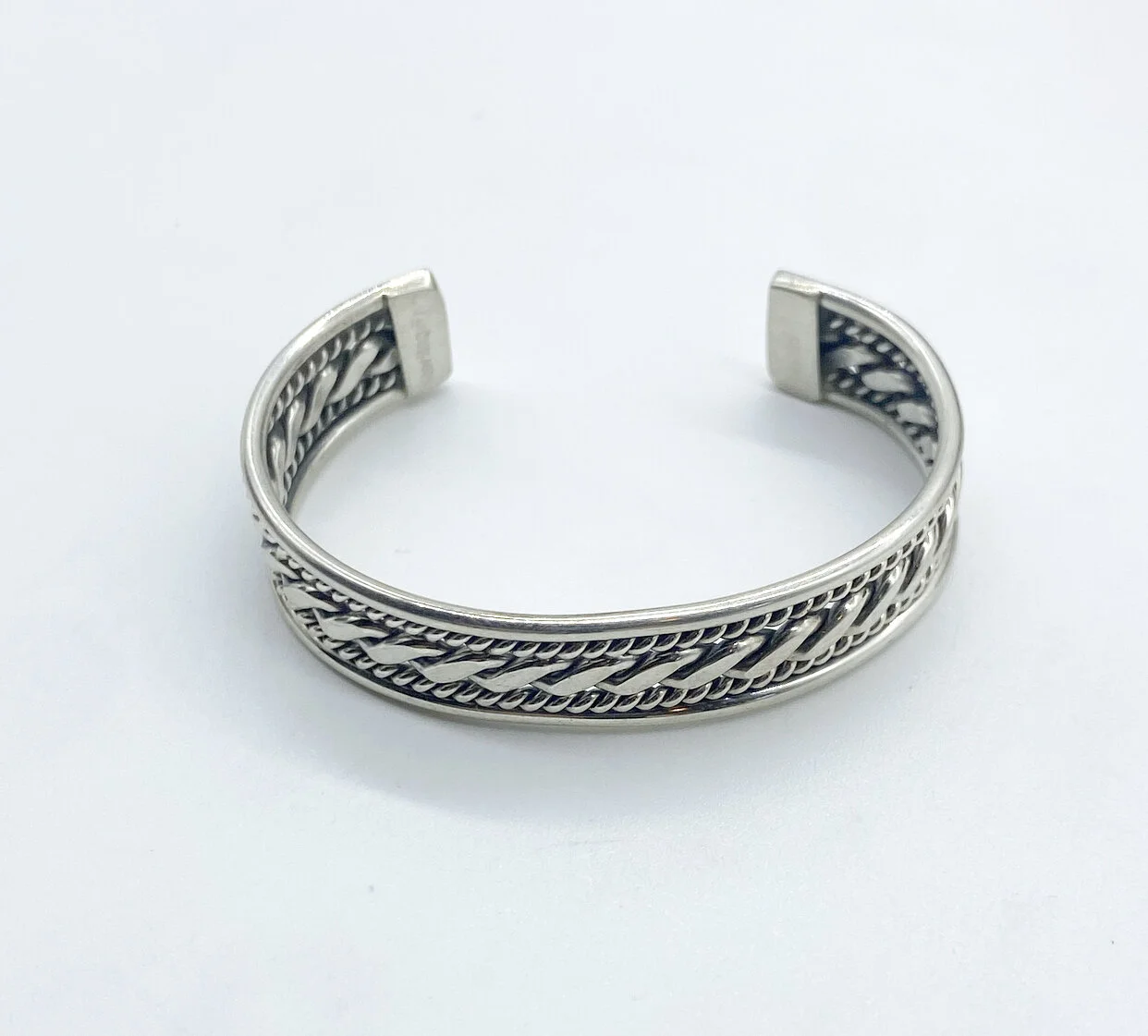 FA6EDE81-4AA5-49C5-8086-F6C56E8804E8