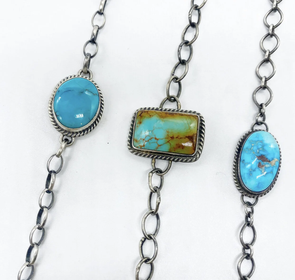 66CA748A-A709-4B9C-8C2A-36E0DA9BA9BC