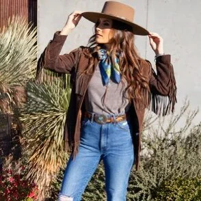 B770C8B9-93A3-4C6A-9DF7-66BF285AF520