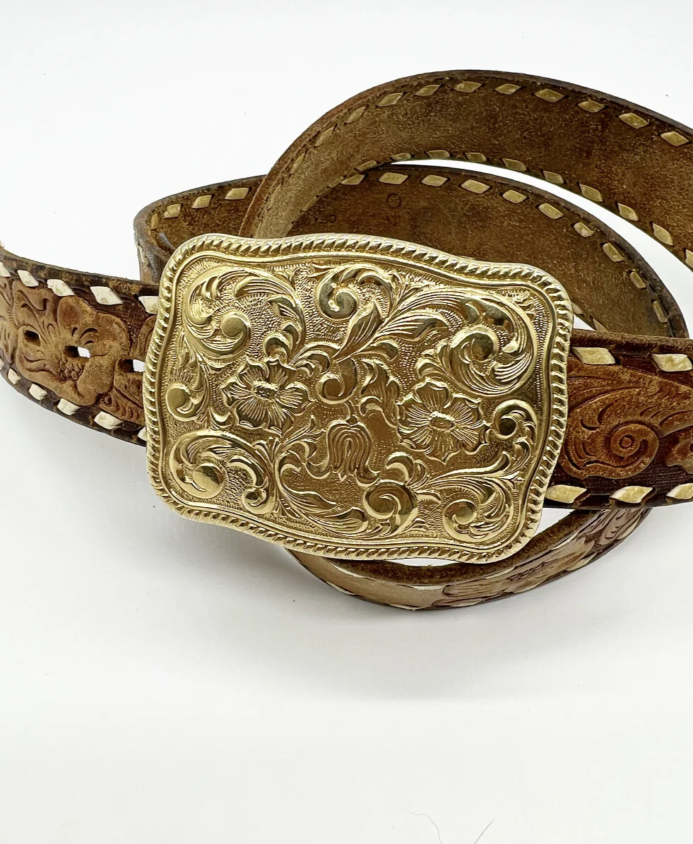 Vintage Gold Plated Belt Buckle — Buckskin & Lace display picture 1